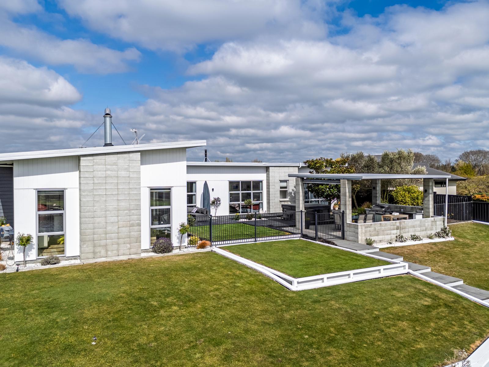 21 Torbay Avenue, Lake Hood