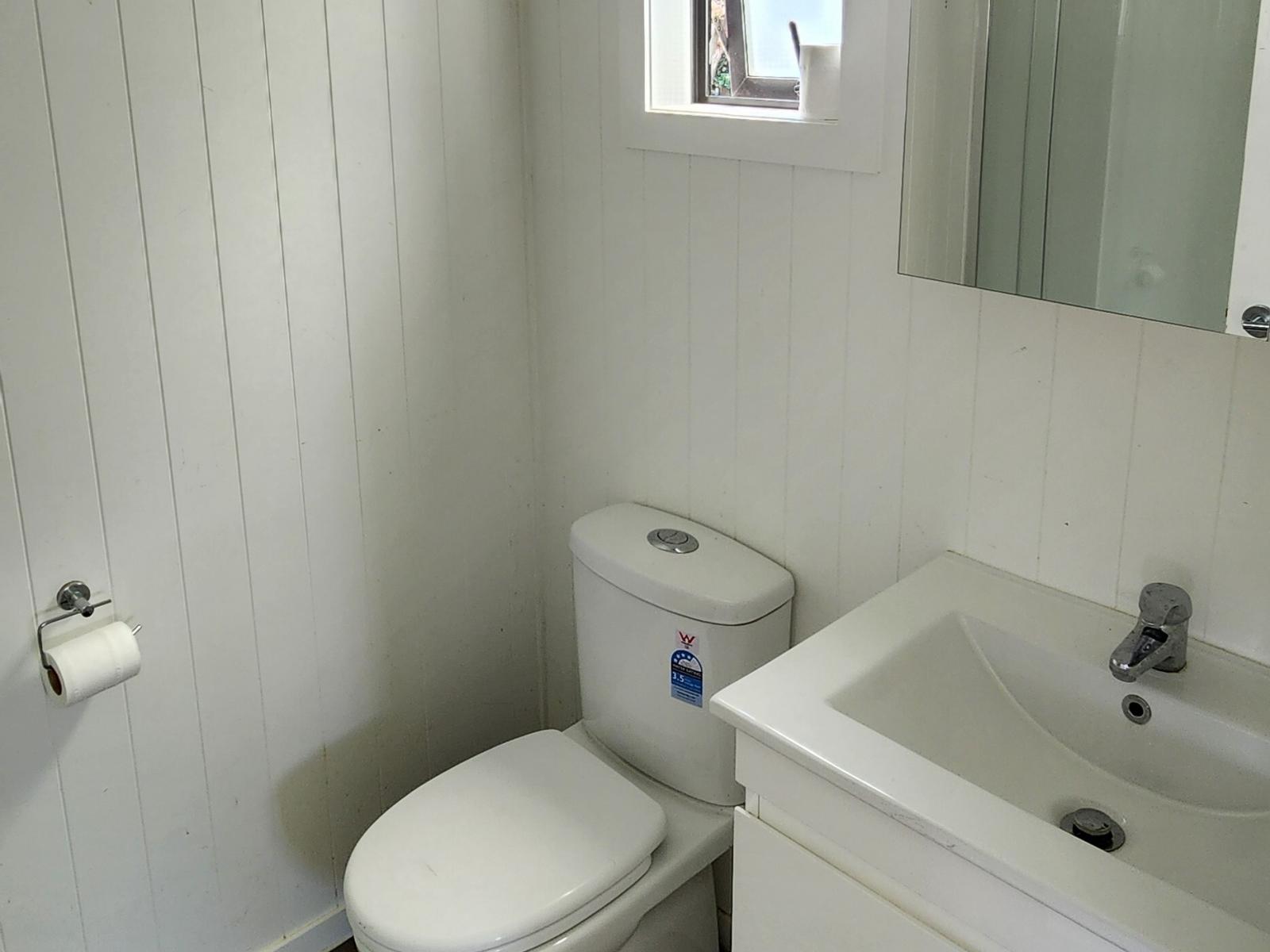 11, 20 Tasman Road, Otaki Beach