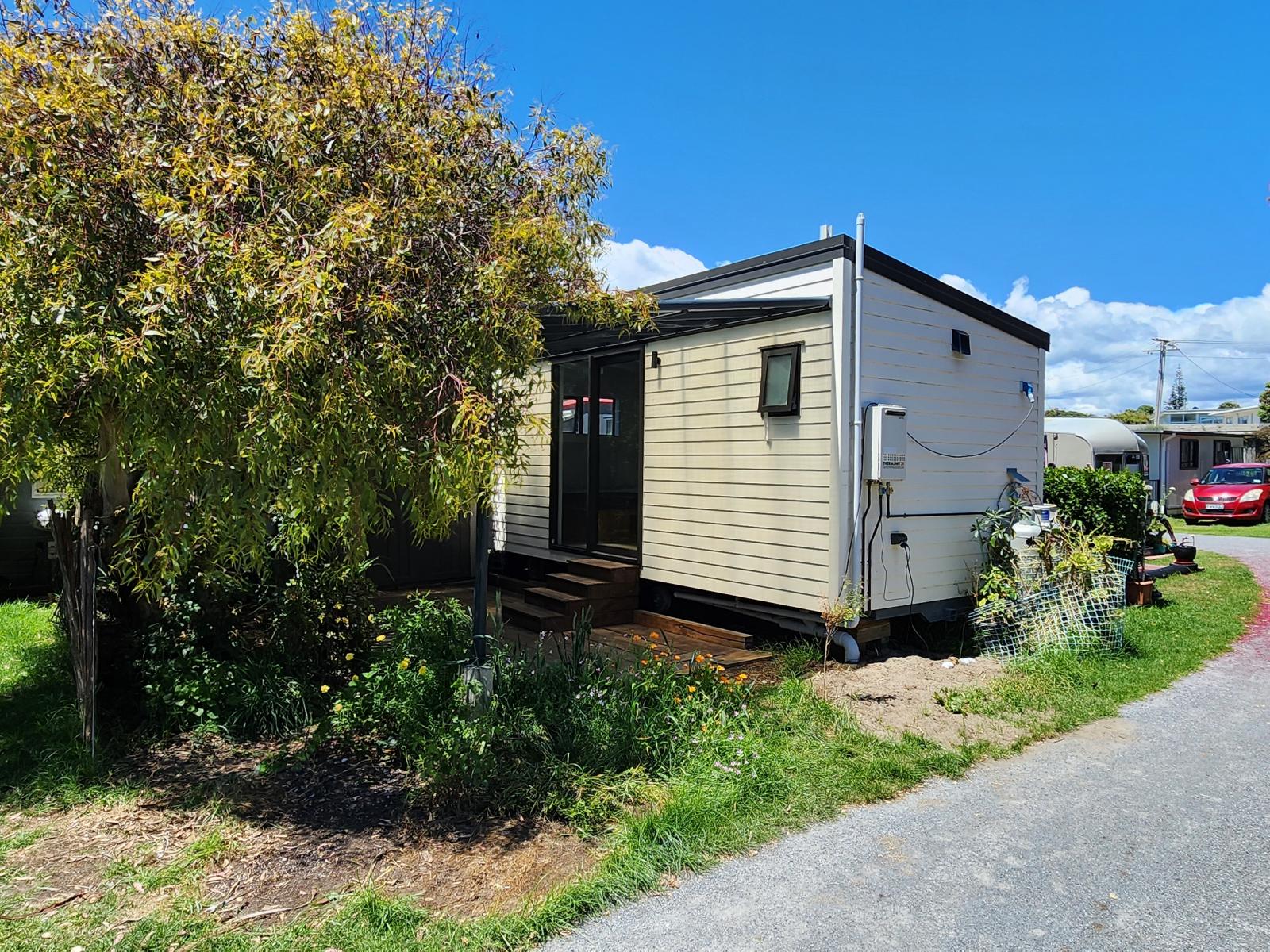 11, 20 Tasman Road, Otaki Beach