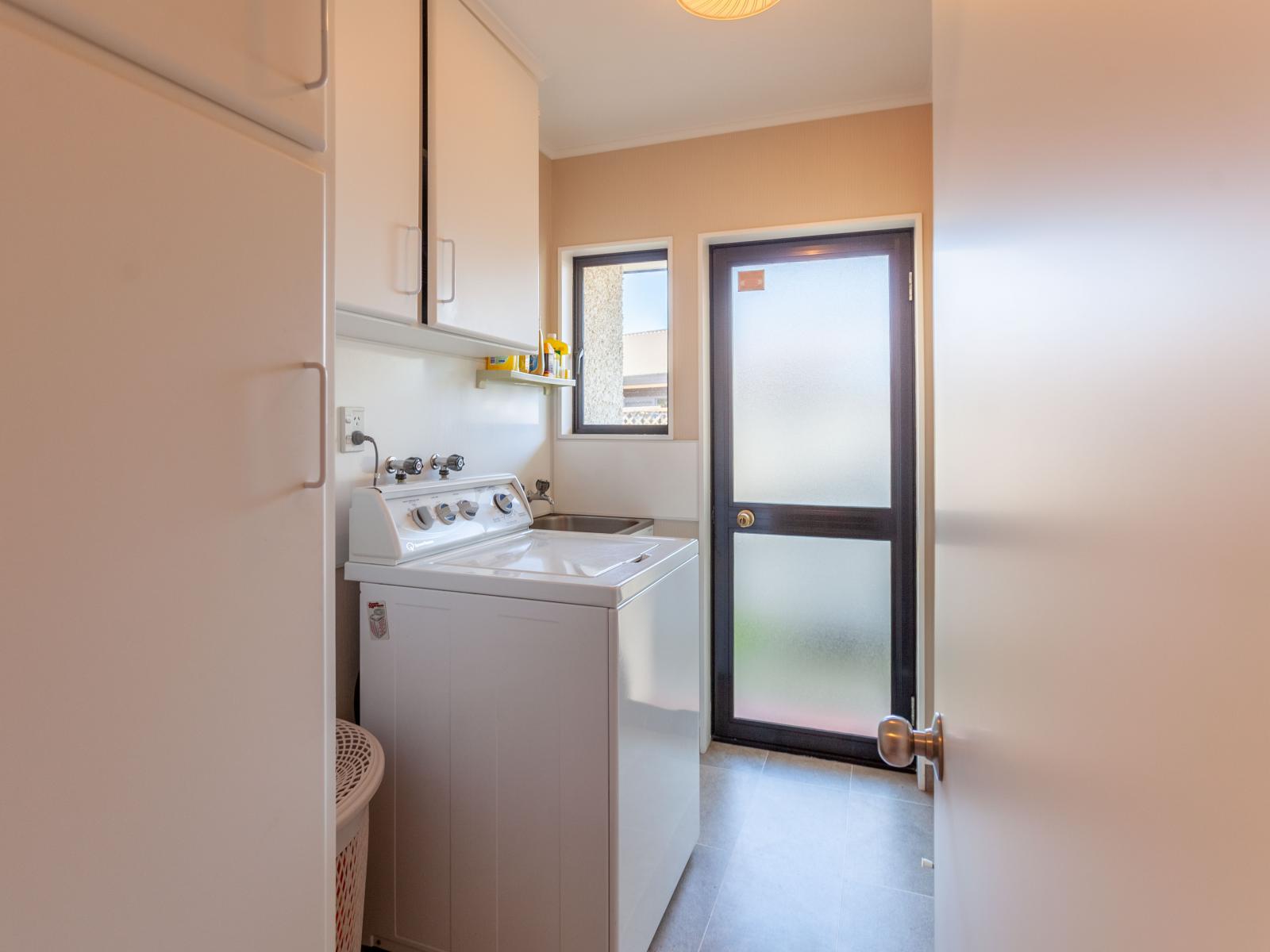 6 Bishops Close, Greenmeadows