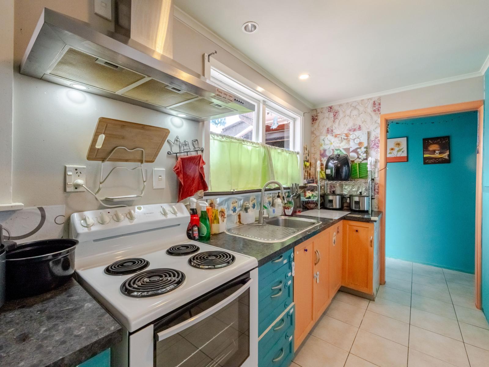 13 Golding Road, Taradale