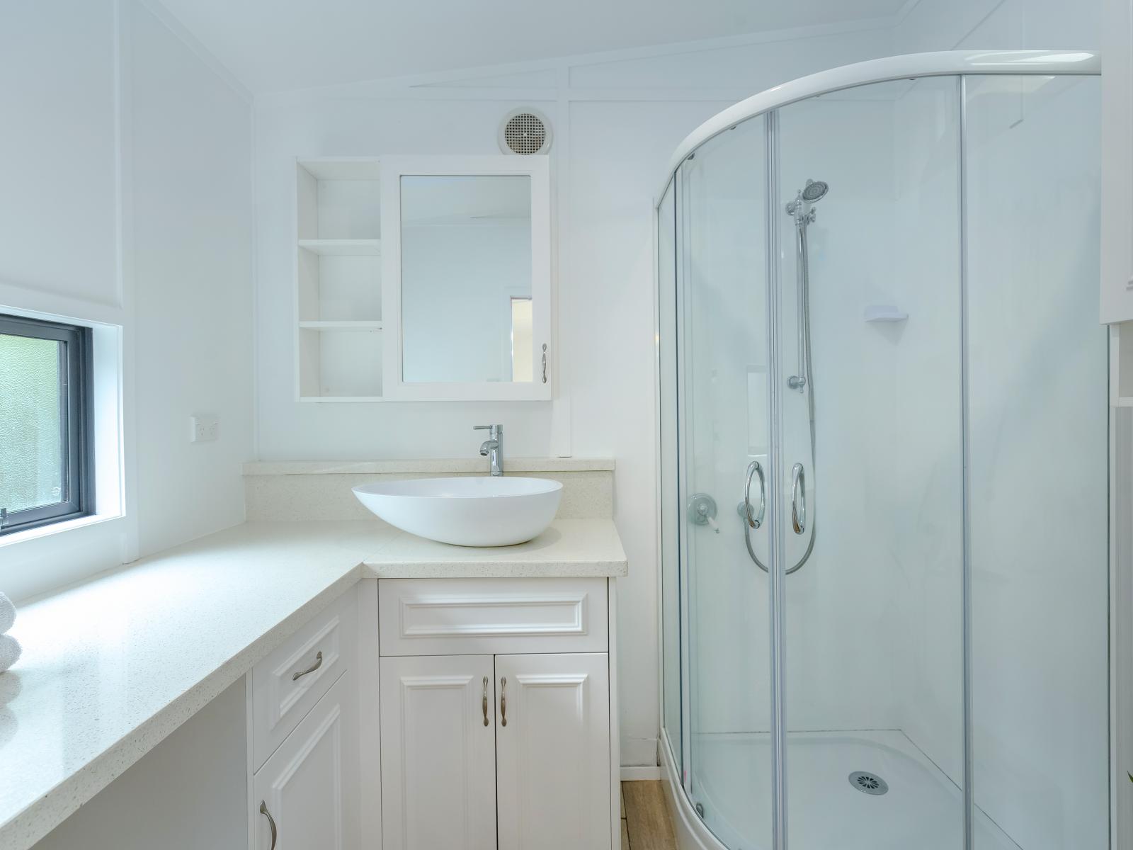 204 Pahautea Road, Kahutara