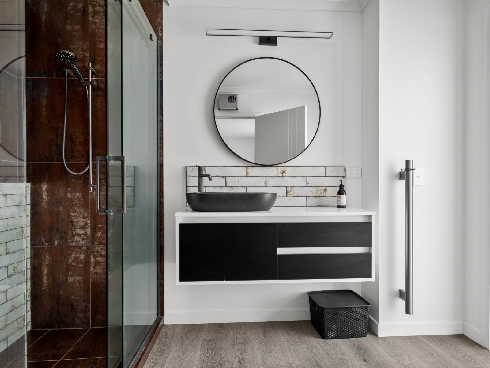 370 Nelsen Ridge Road, Waikerikeri