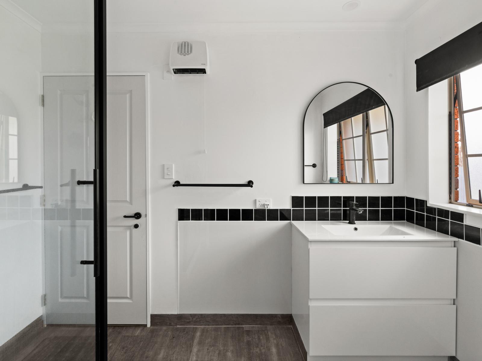 509 Burnett Street, Mahora