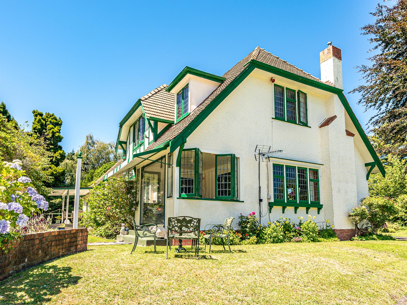 33 Riverbank Road, Okoia