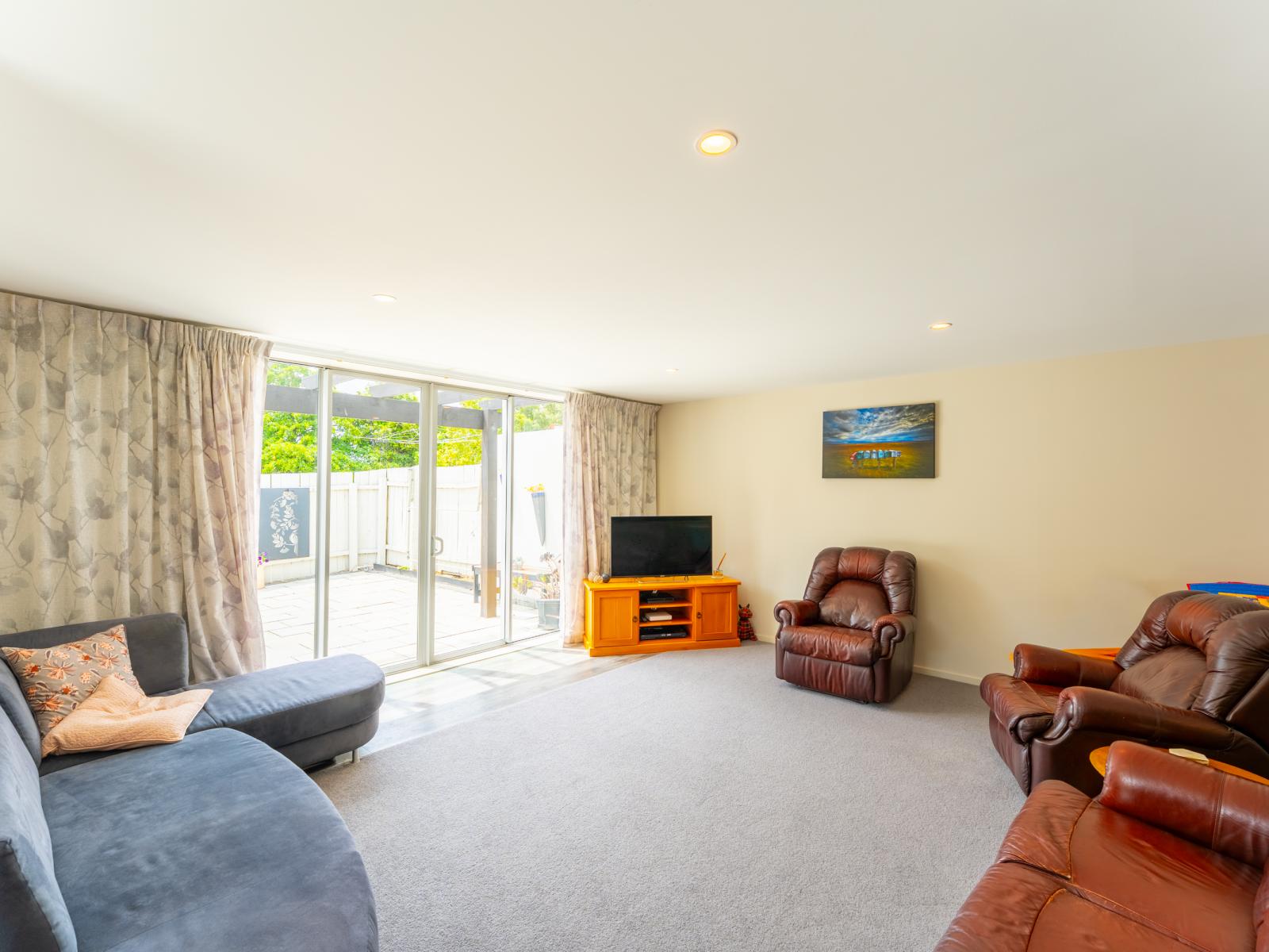 Unit 1, 8 Braemar Place, Marchwiel