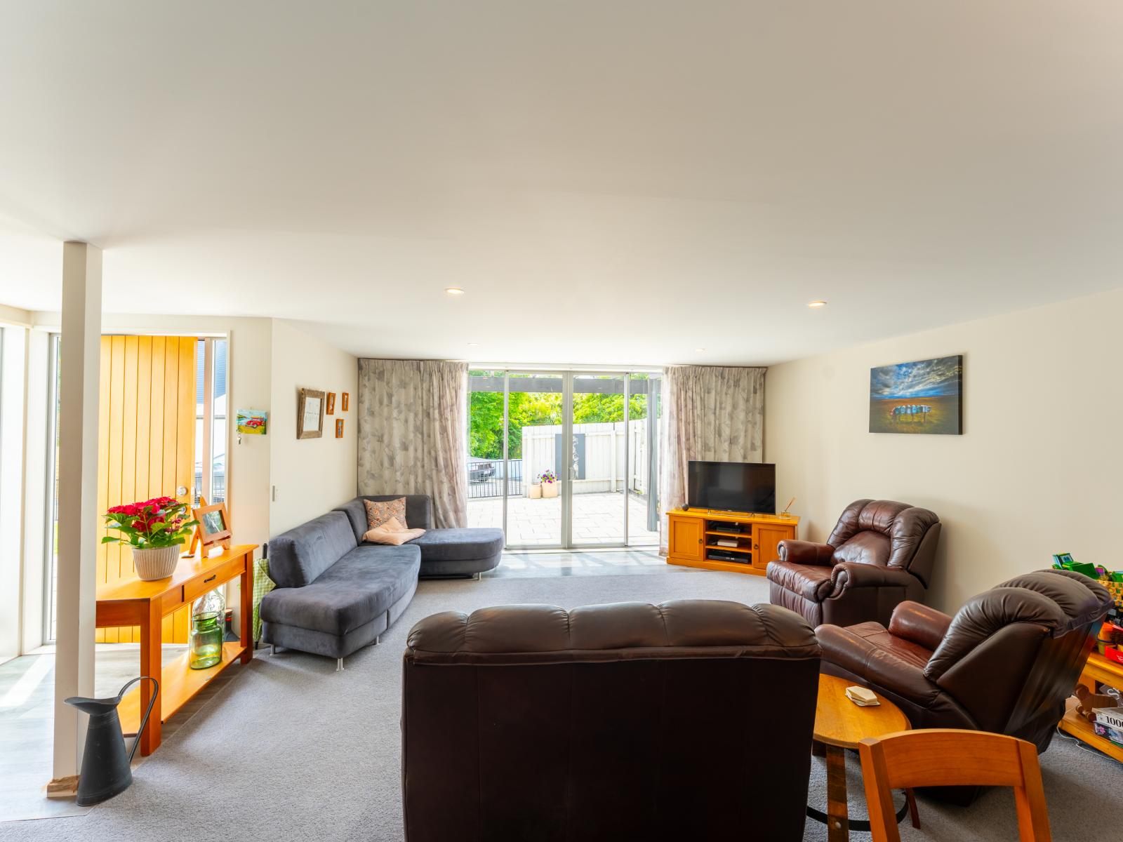 Unit 1, 8 Braemar Place, Marchwiel