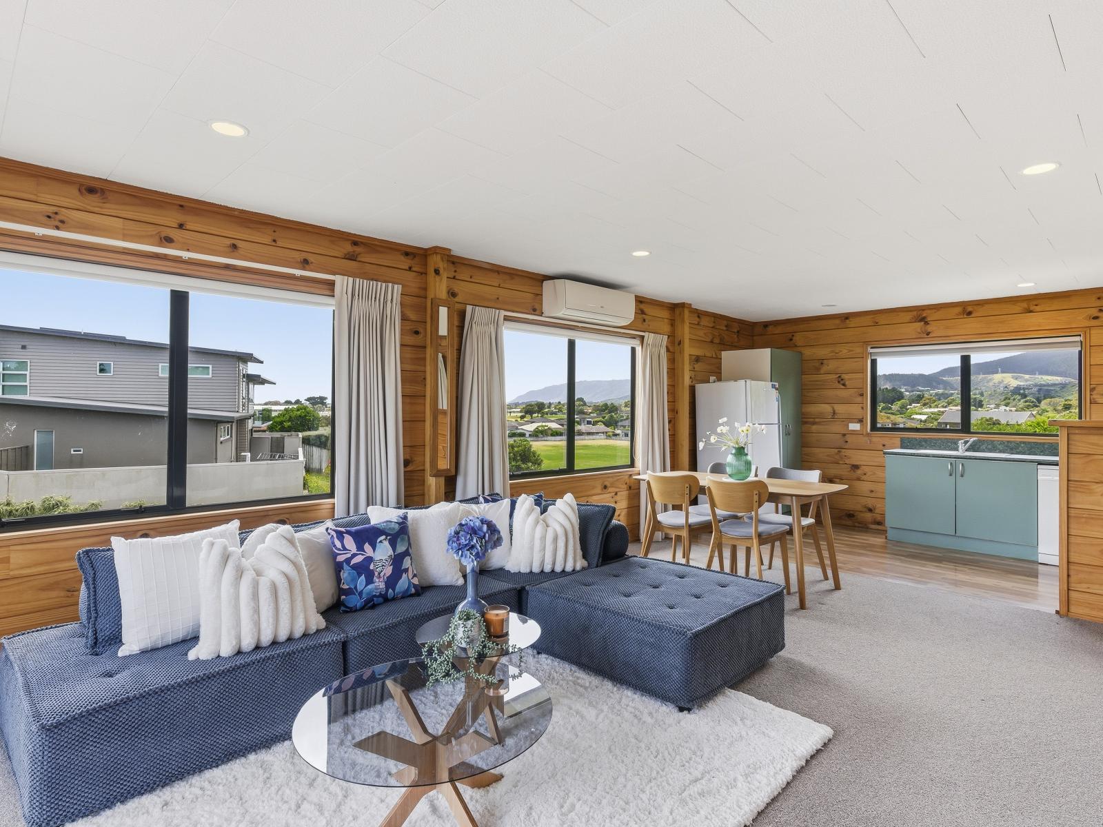 130 Renown Road, Raumati South