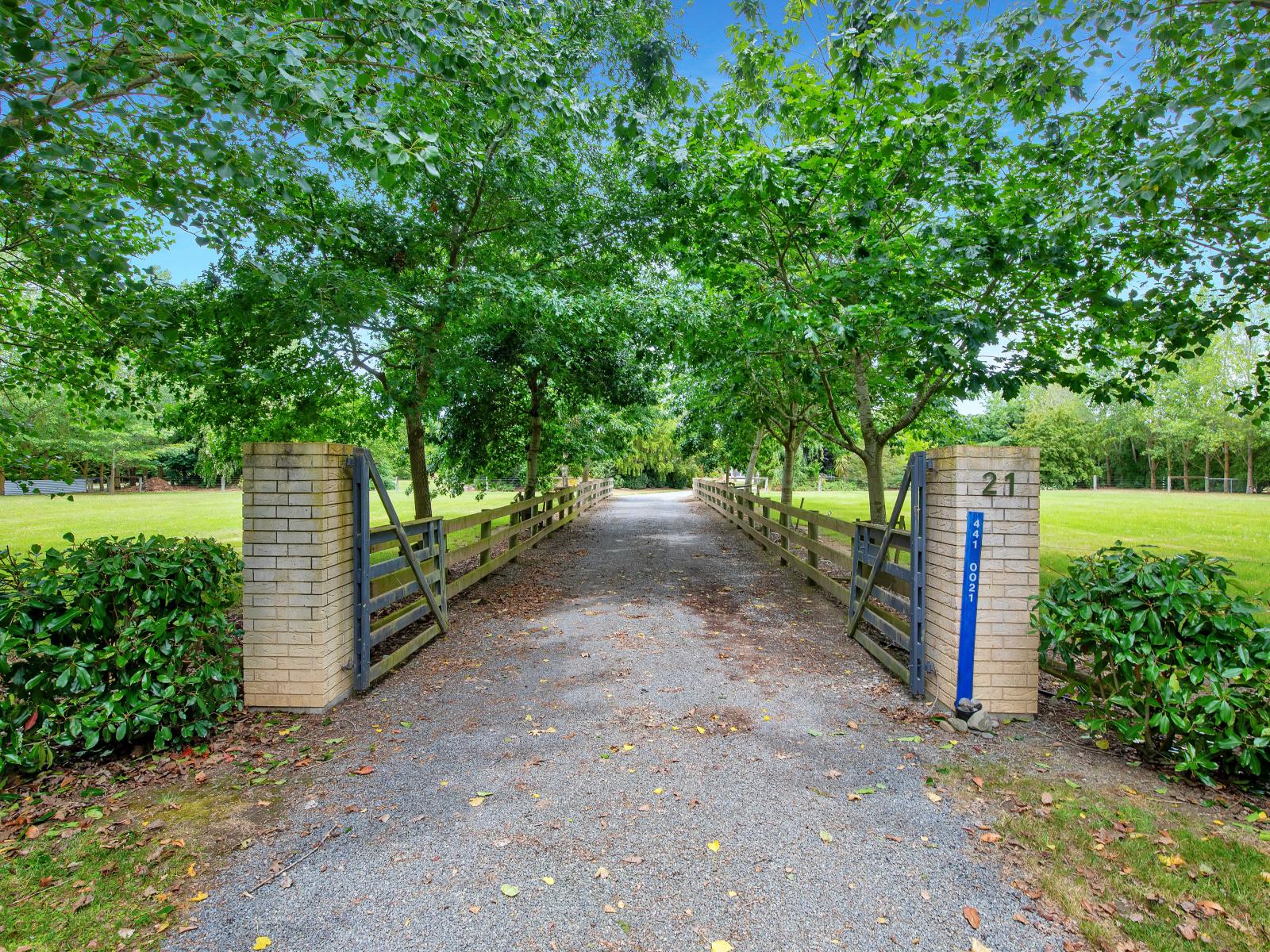 21 Bridge Road, Greendale