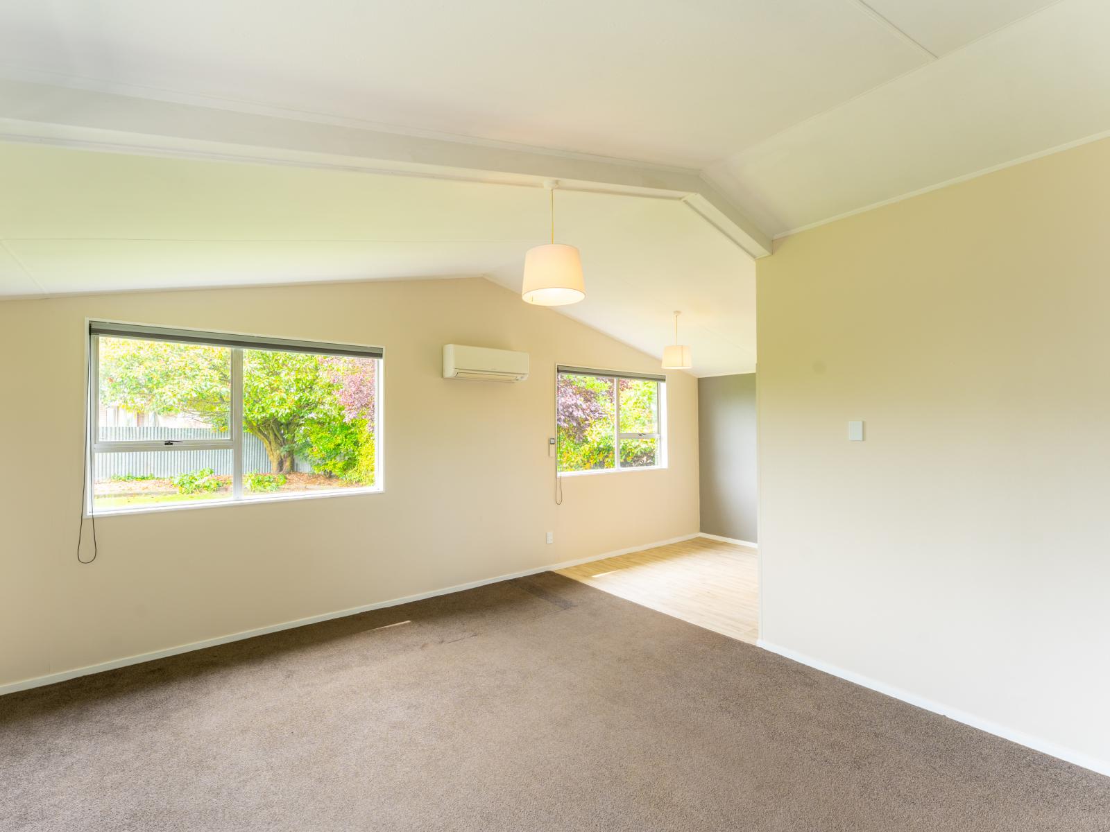 2/23 Baker Street, West End