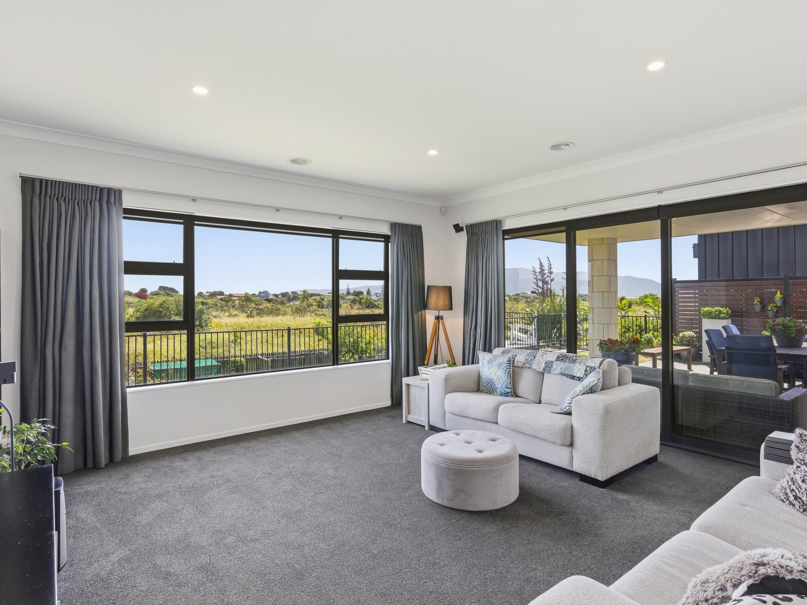 19 Taranui Way, Paraparaumu Beach