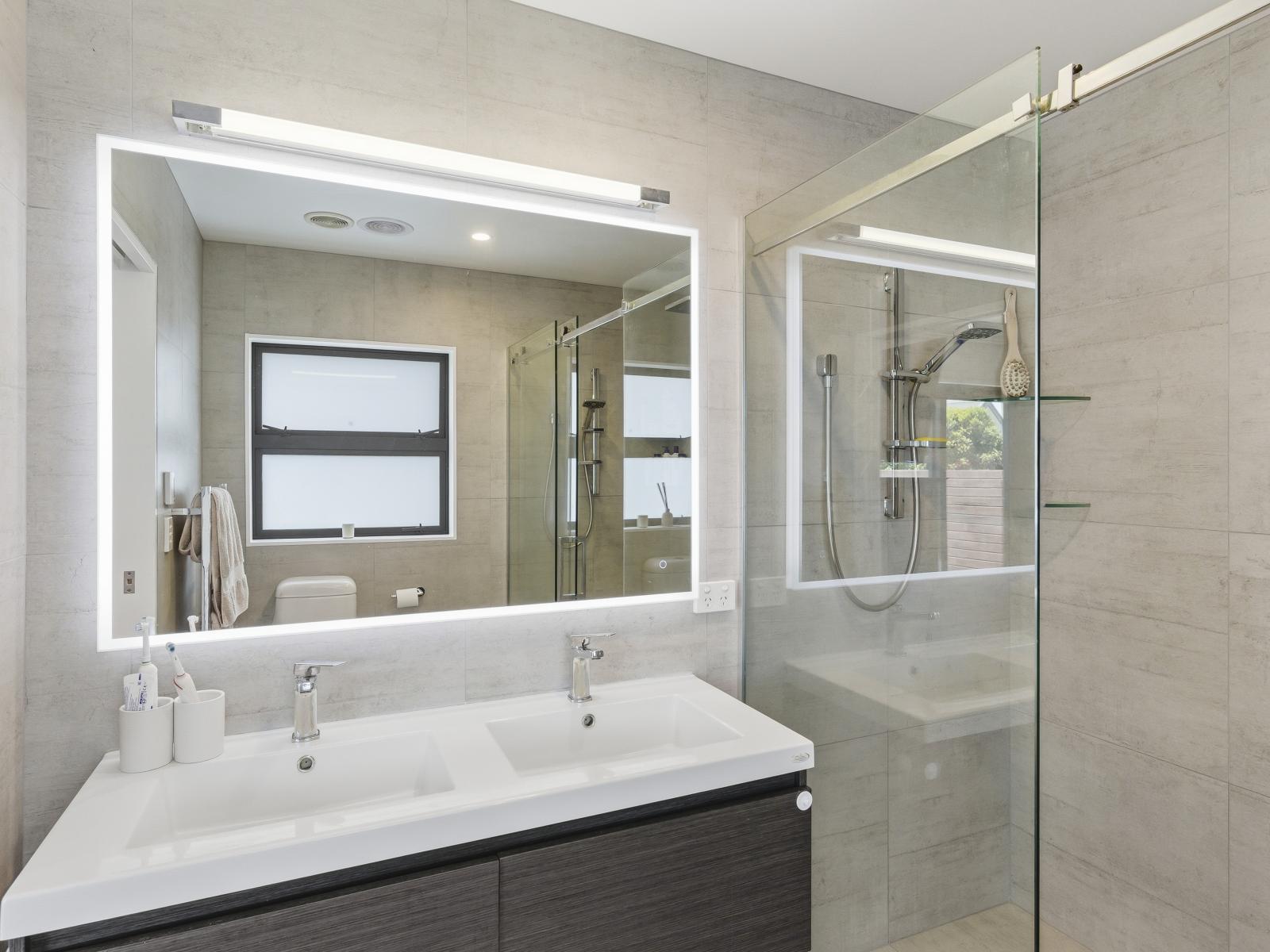 19 Taranui Way, Paraparaumu Beach