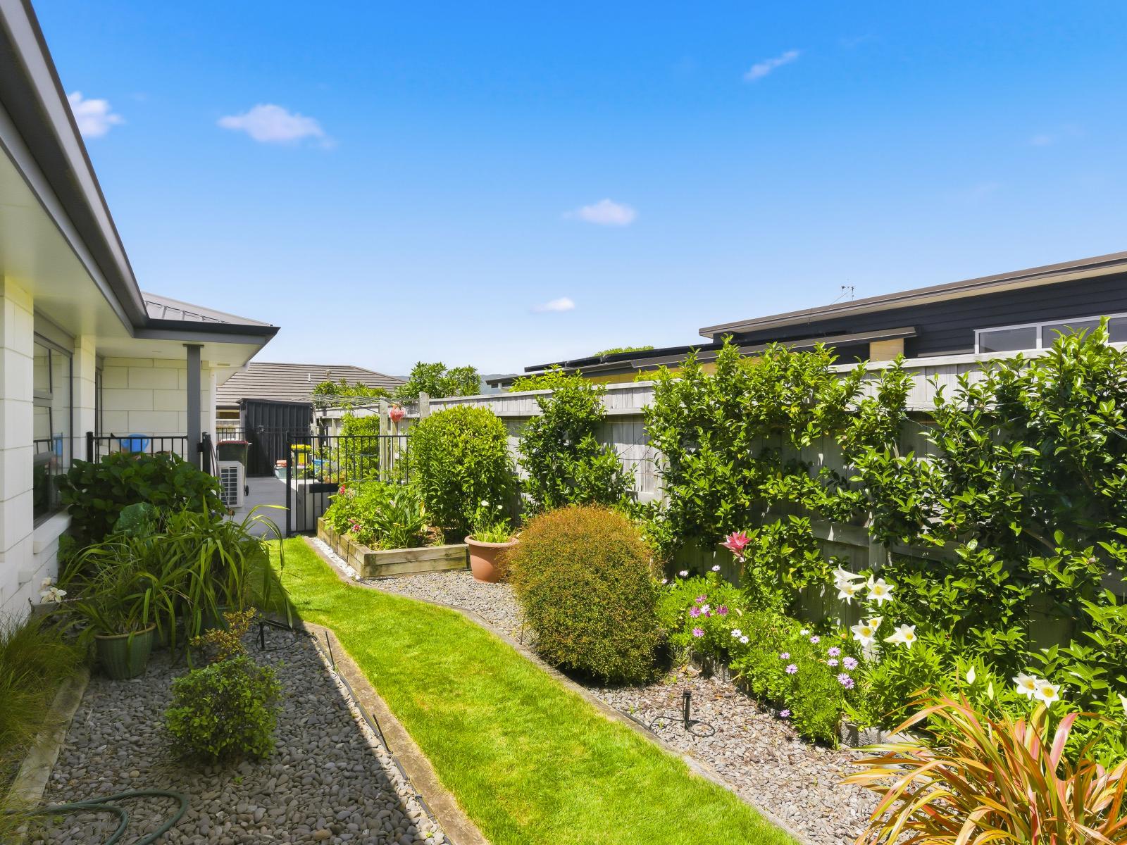 19 Taranui Way, Paraparaumu Beach