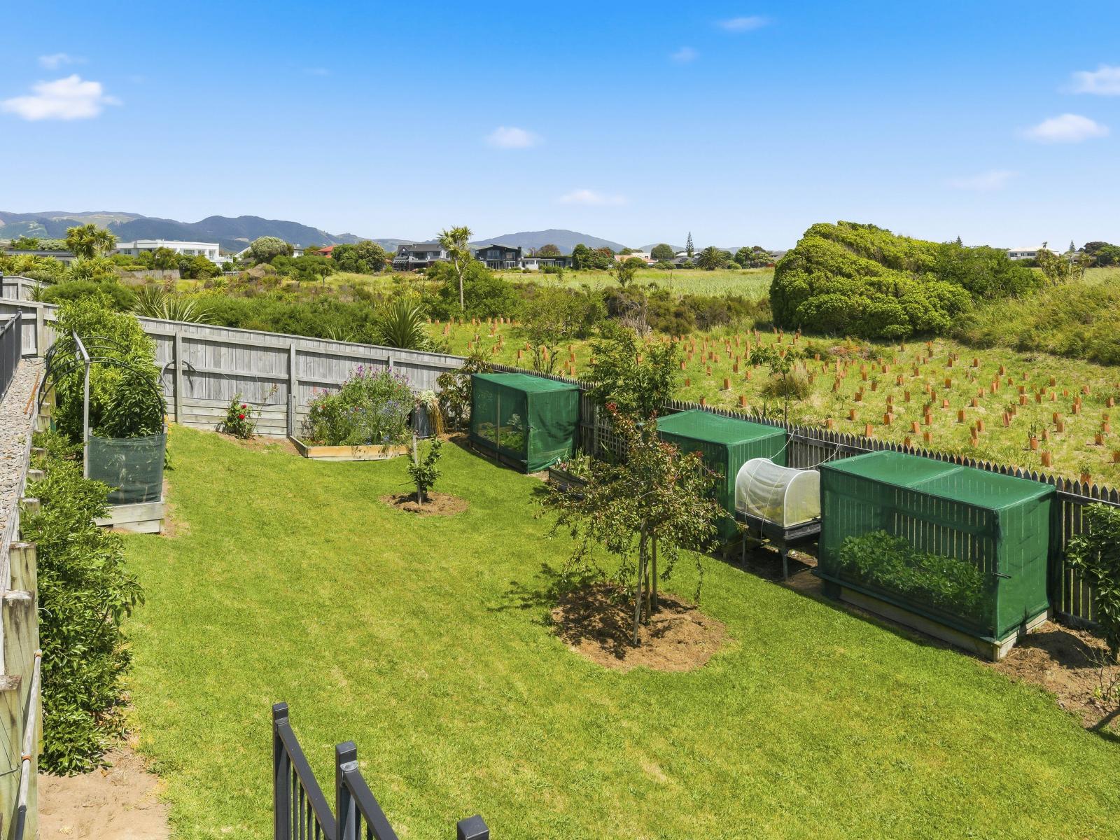 19 Taranui Way, Paraparaumu Beach