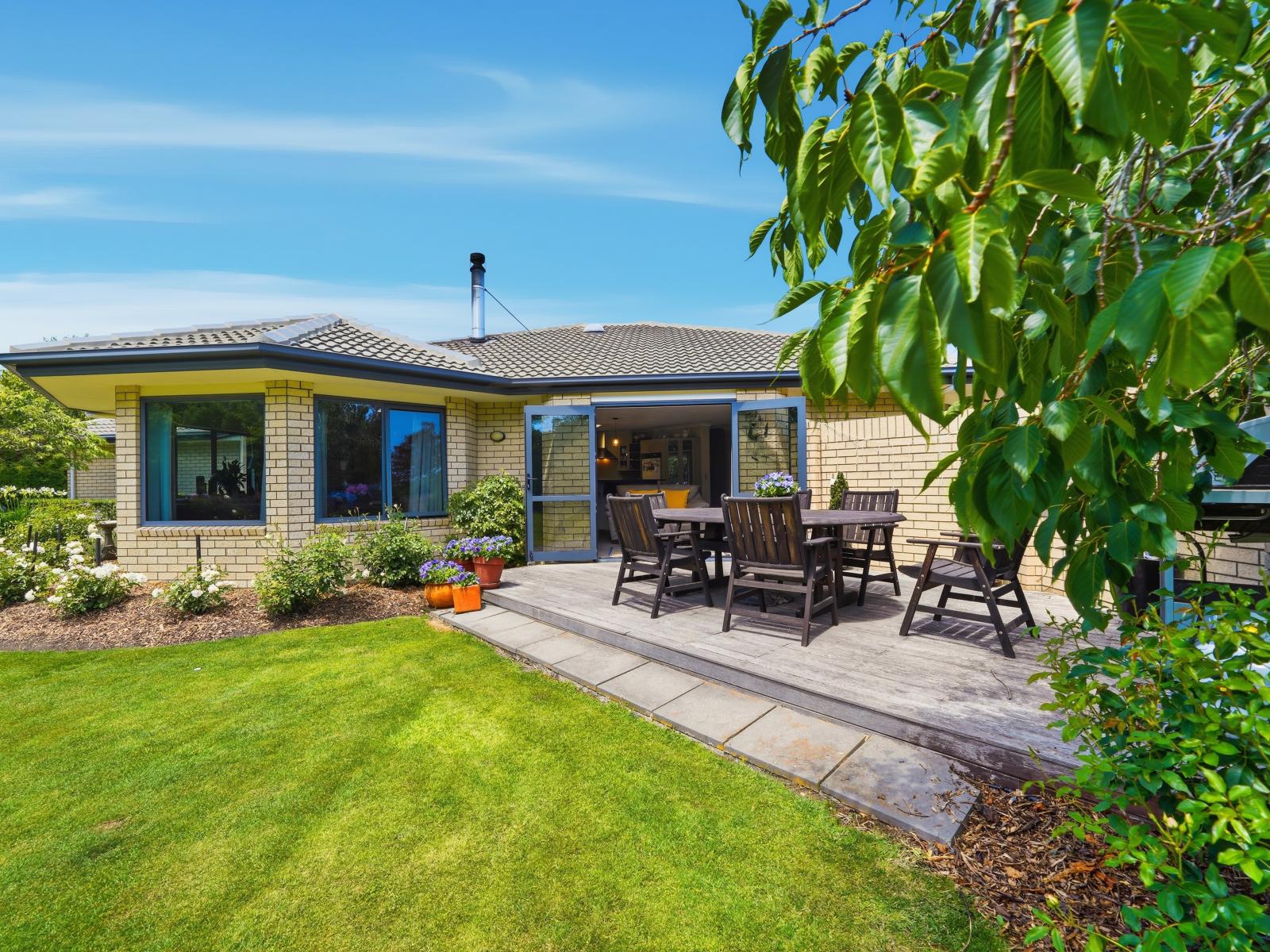 5 Newton Place, Amberley