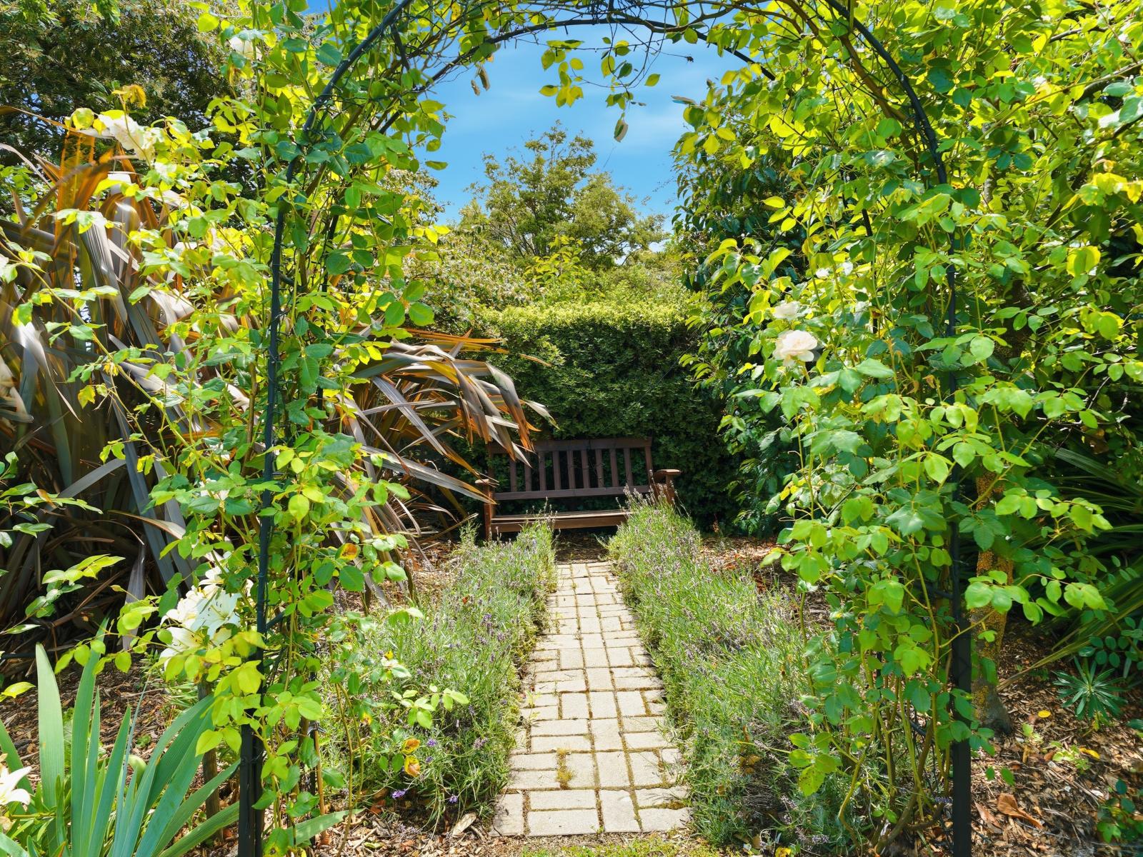 5 Newton Place, Amberley