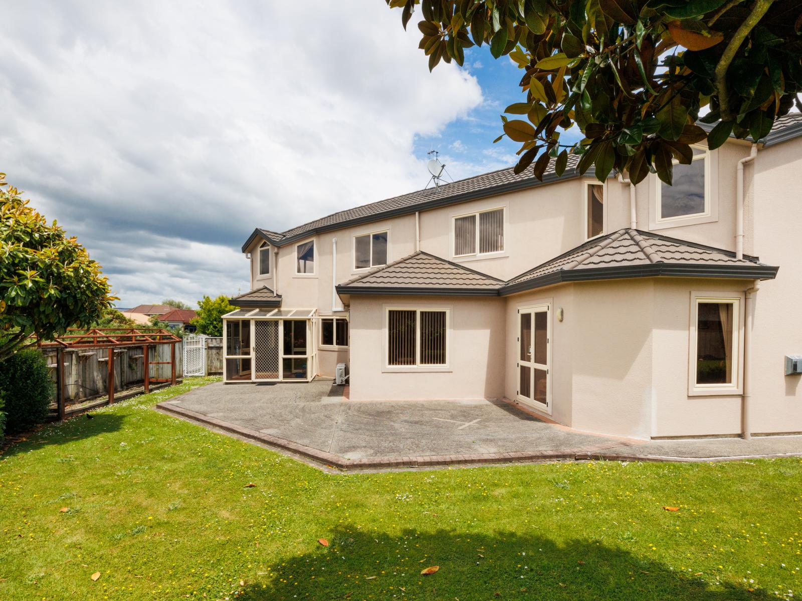 9 Balmoral Drive, Terrace End
