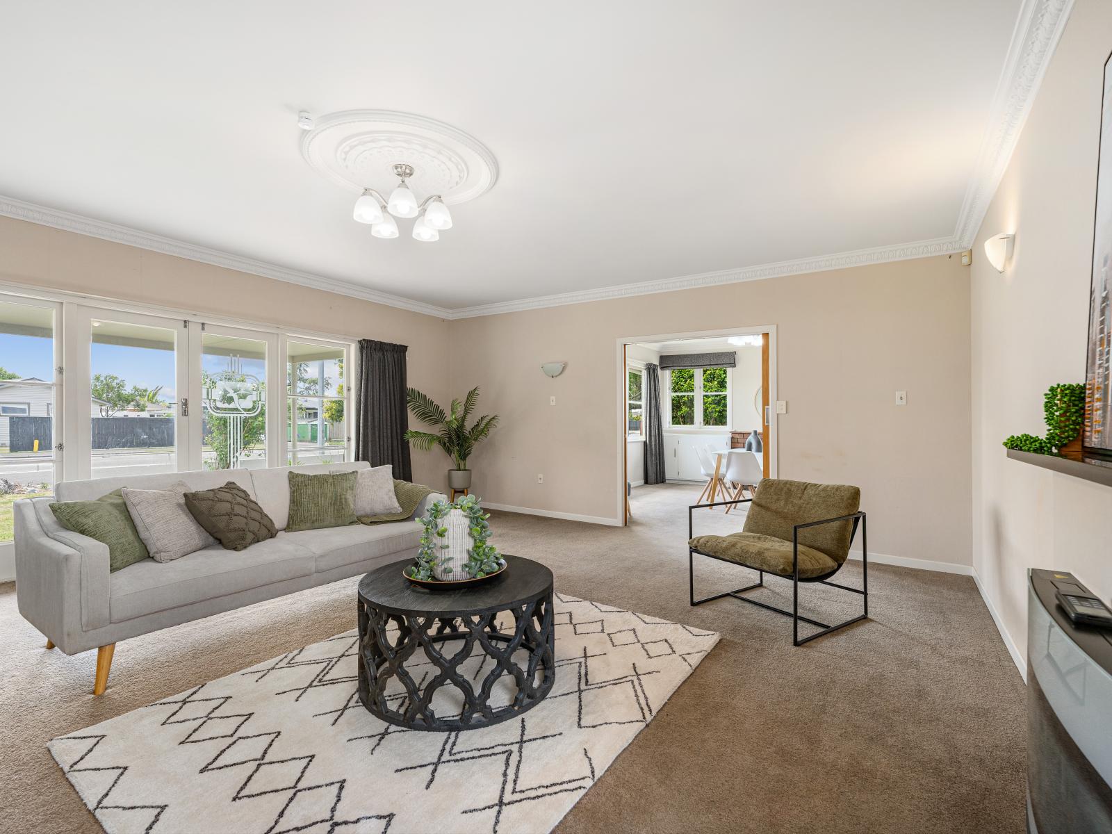 2 Squires Place, Awapuni