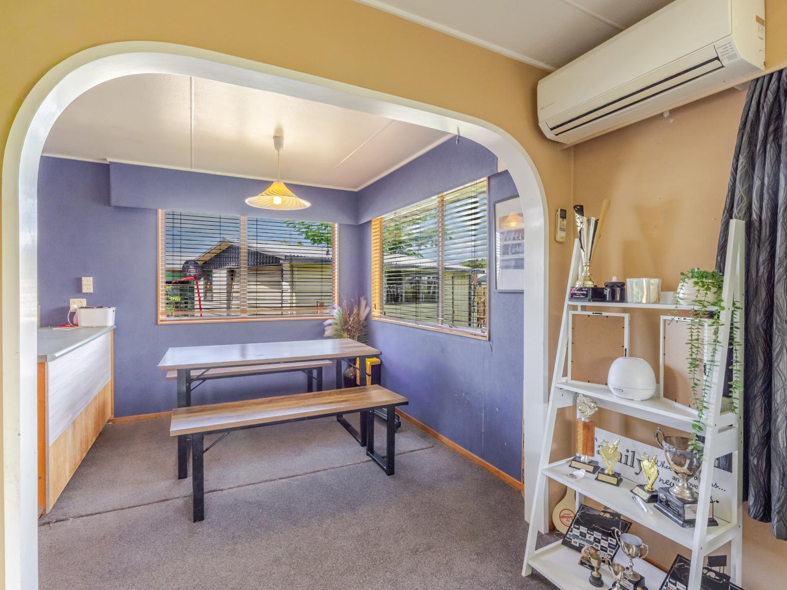 422 Kennedy Road, Pirimai