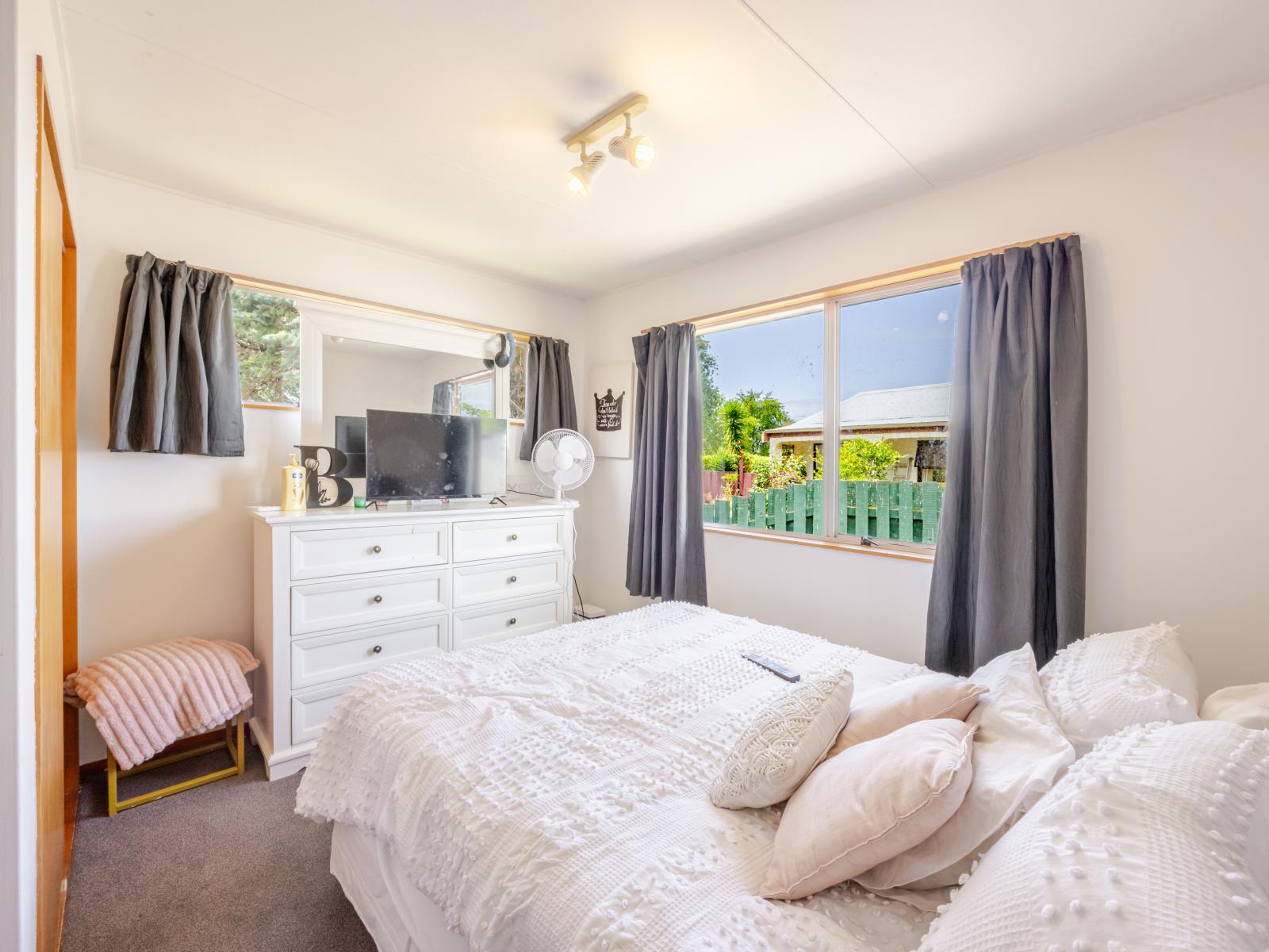 422 Kennedy Road, Pirimai