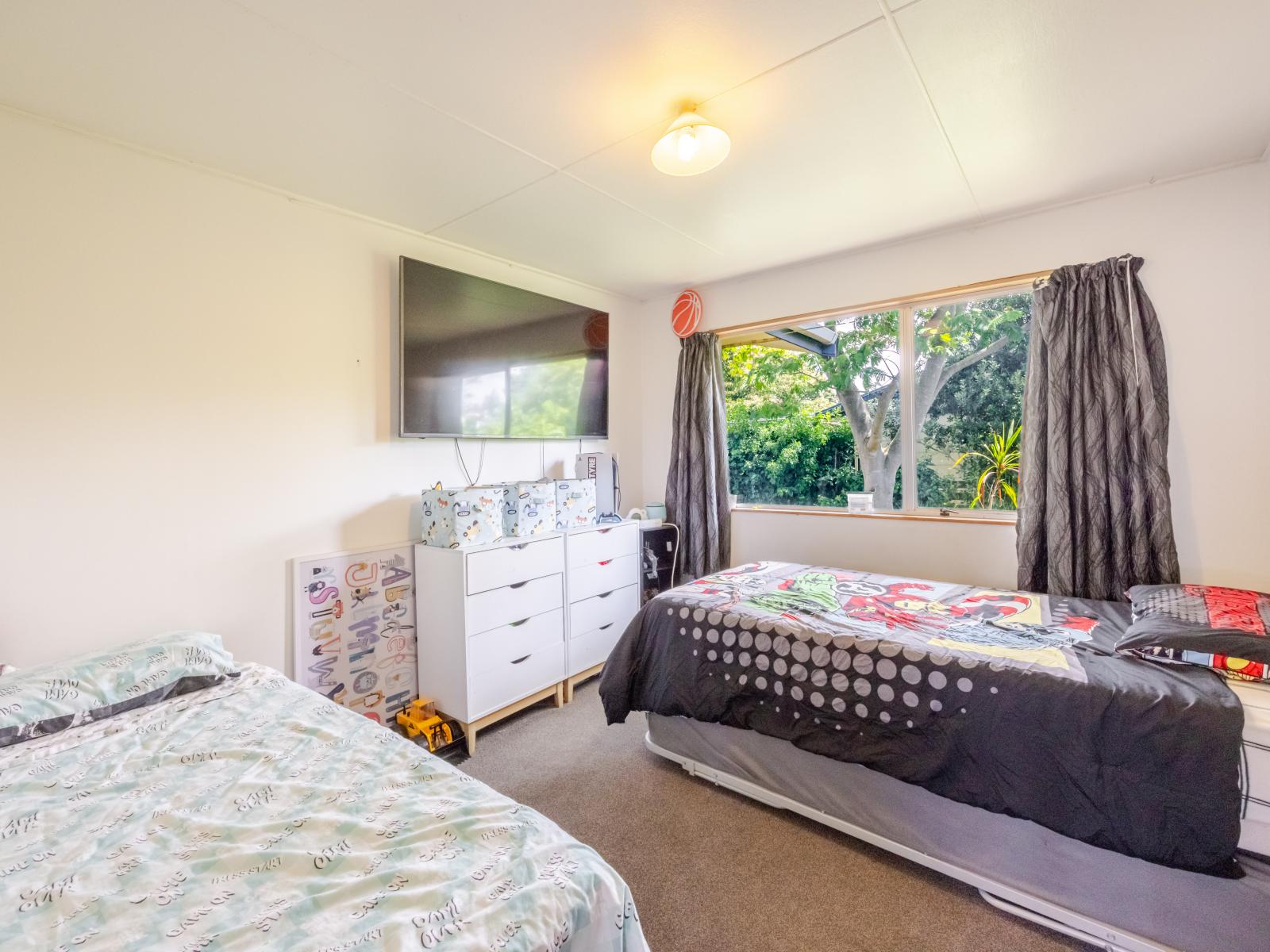 422 Kennedy Road, Pirimai