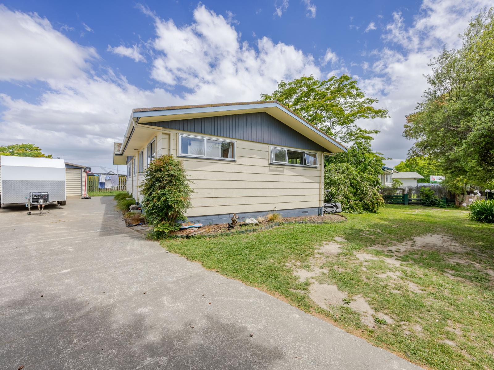 422 Kennedy Road, Pirimai