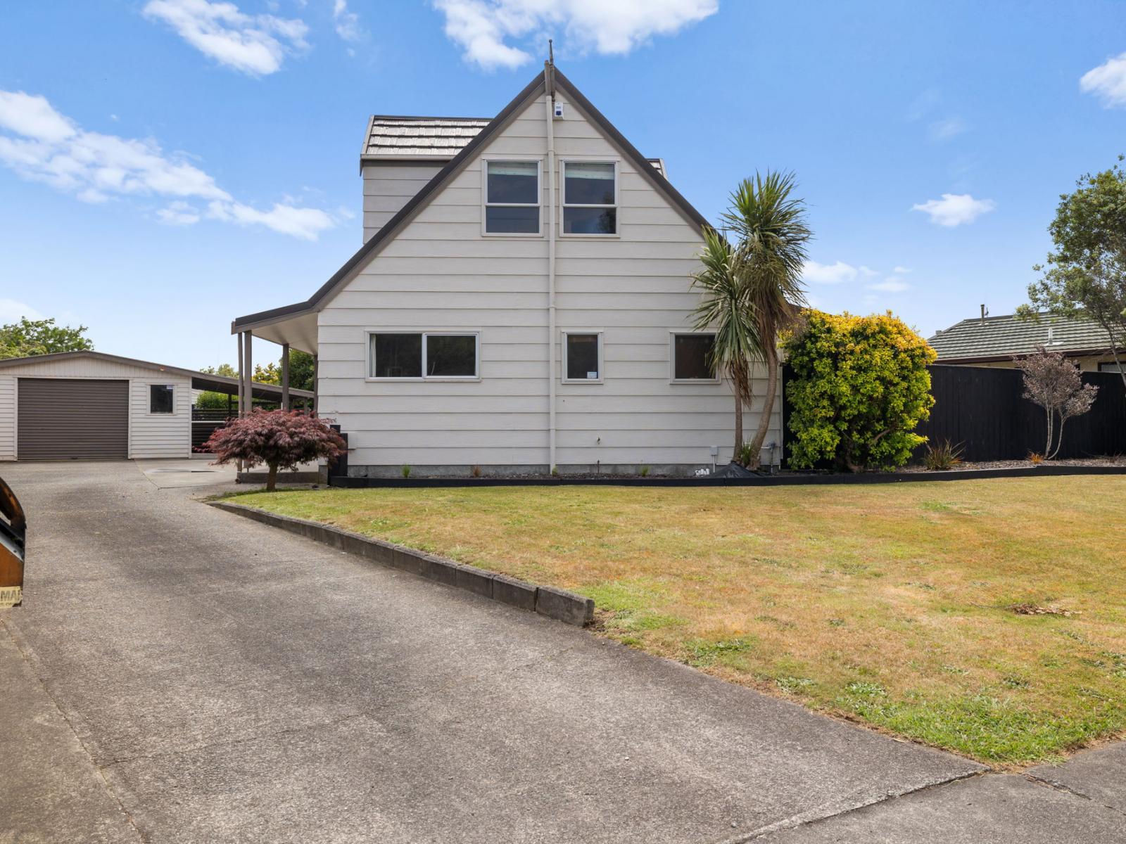 10 Humphries Place, Awapuni