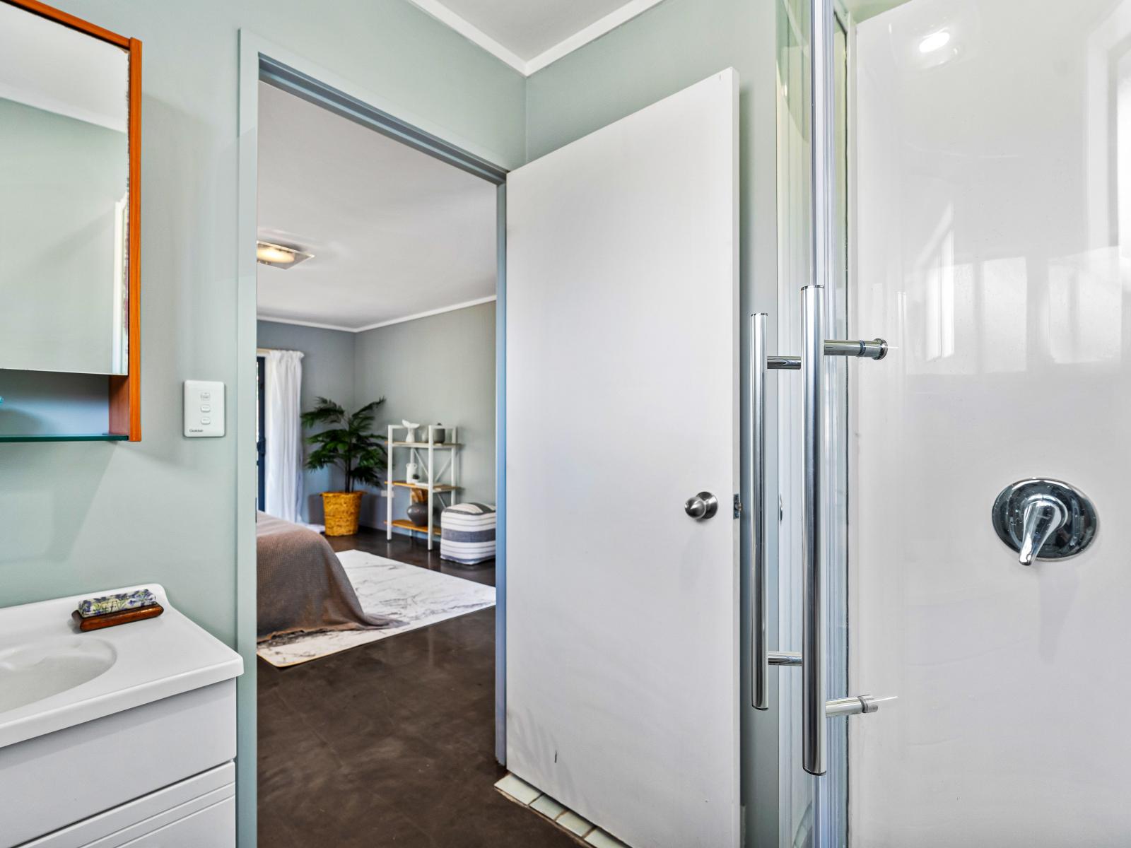 1/1A Kauika Road, Avenues