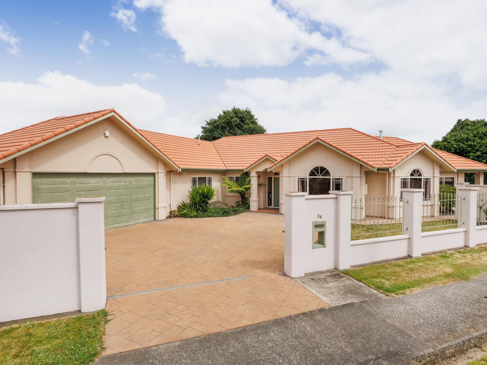 38 East Street, Feilding