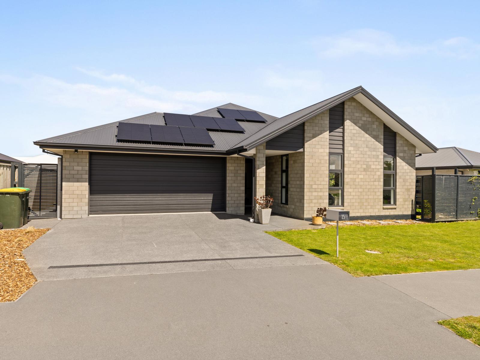 25 Chris Drive, Rolleston