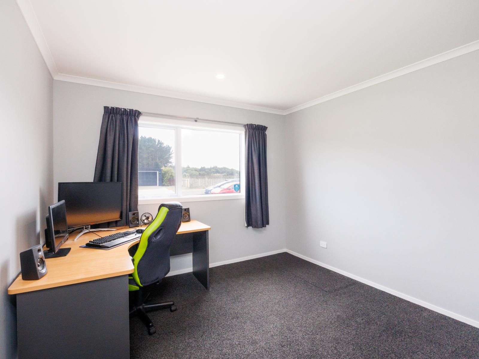 23 Sandown Avenue, Himatangi Beach