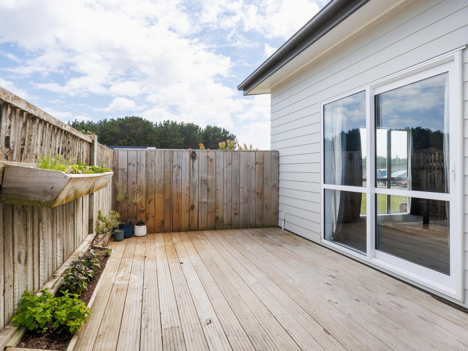 23 Sandown Avenue, Himatangi Beach