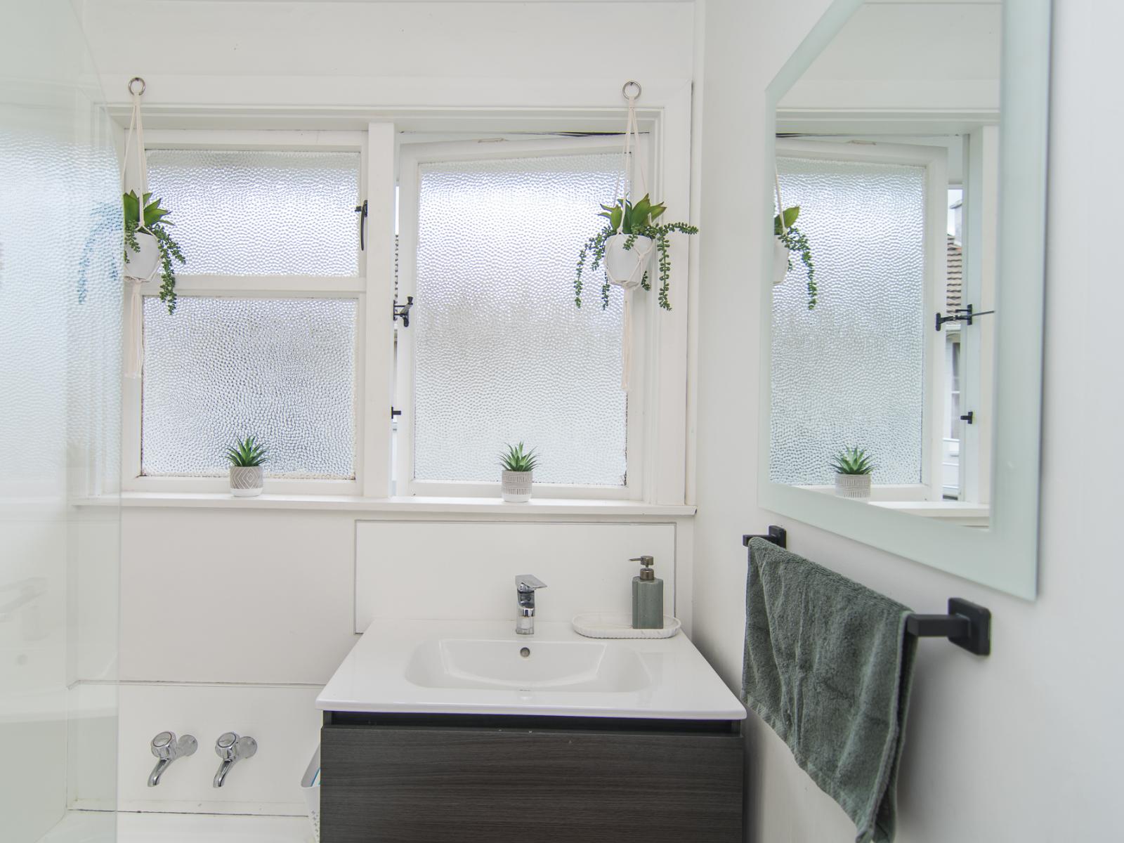 5 Tekapo Street, Glenwood