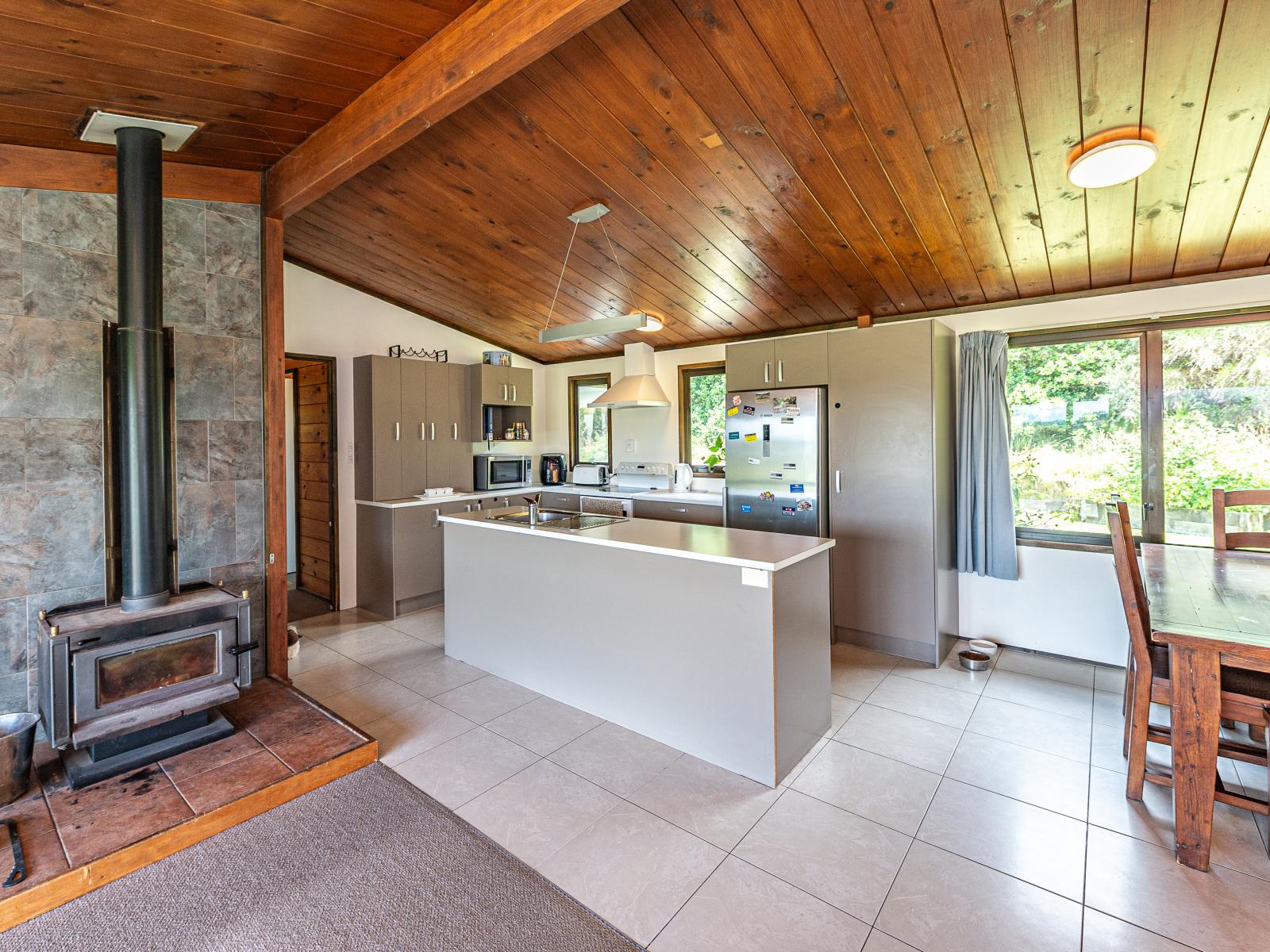 6, 1005B Rangitatau East Road, Kai Iwi