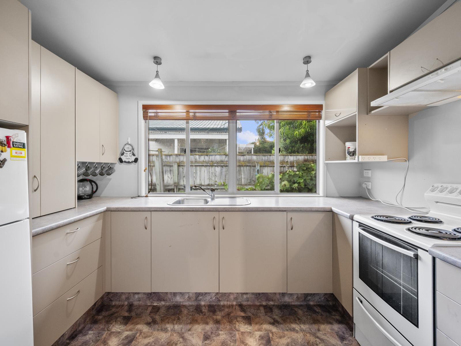 808B Eaton Road, St Leonards