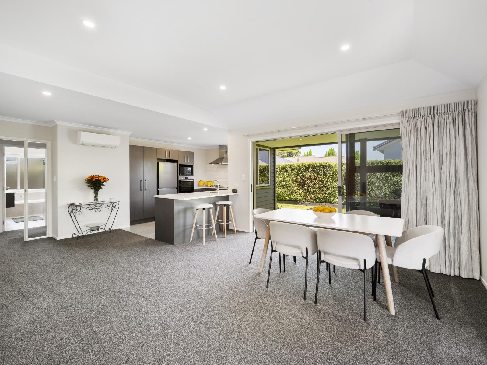 5 Arbuckle Road, Frimley