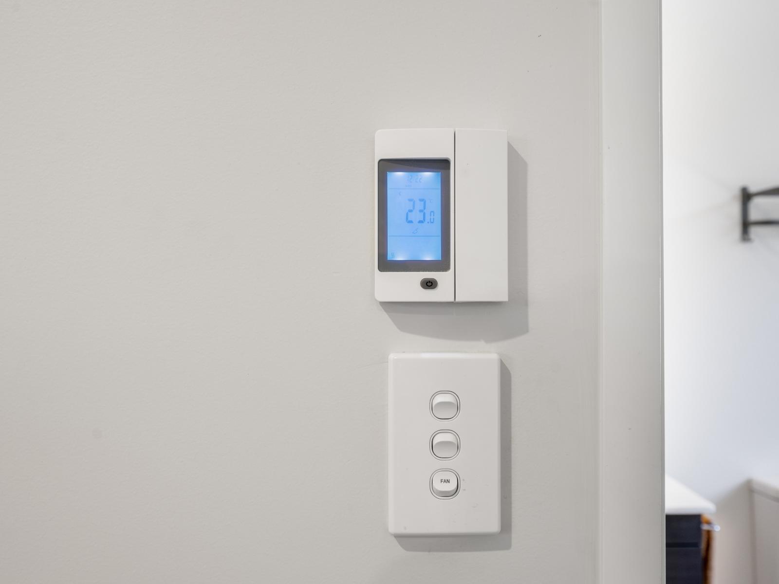 5 Arbuckle Road, Frimley