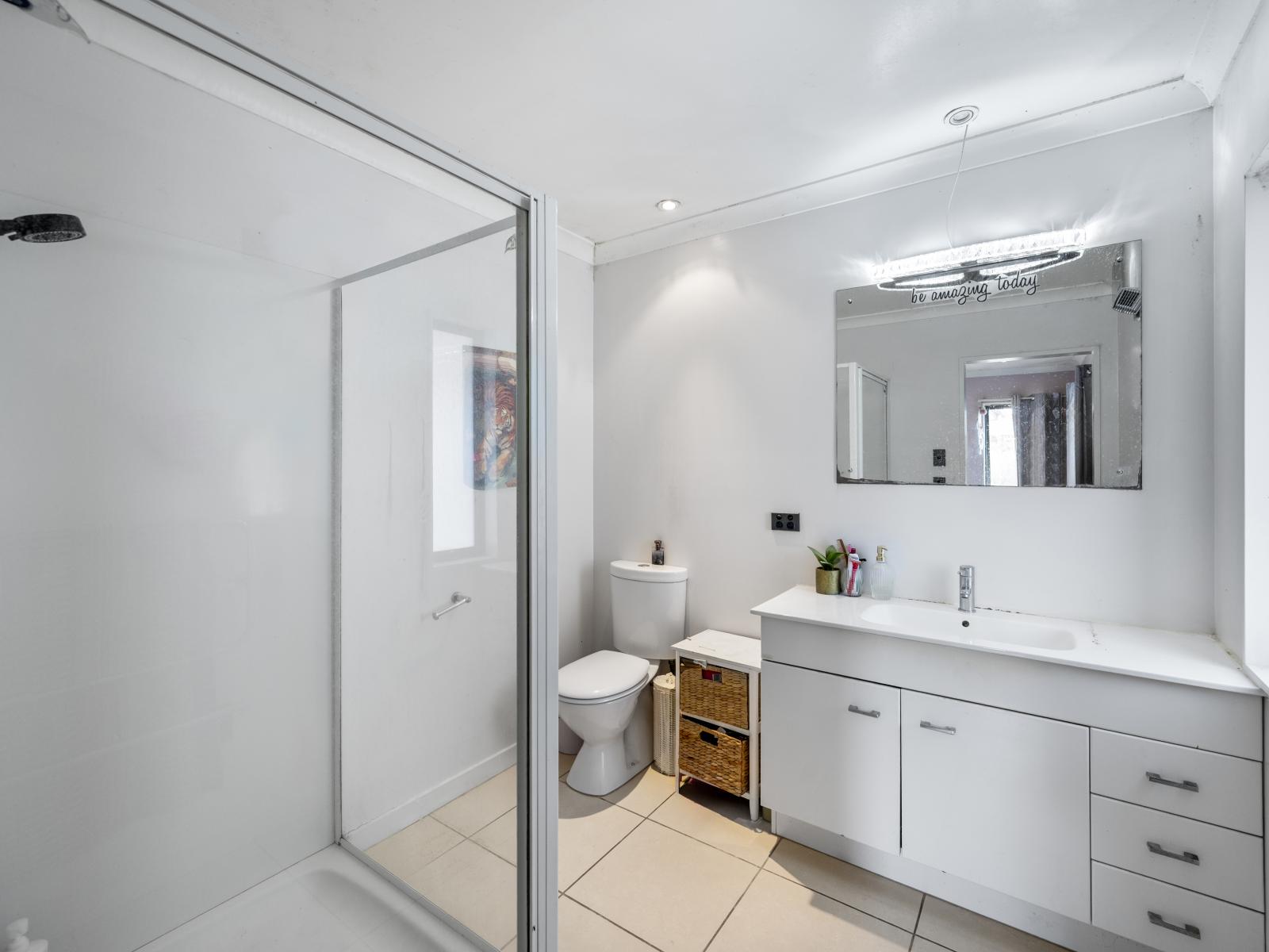 34 Northwood Avenue, Mahora