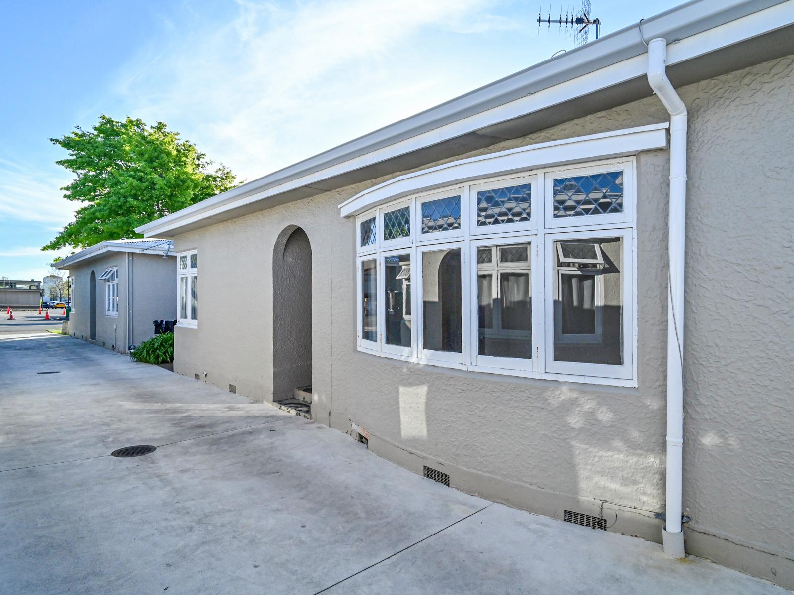 Unit 2, 402 Queen Street East, Hastings