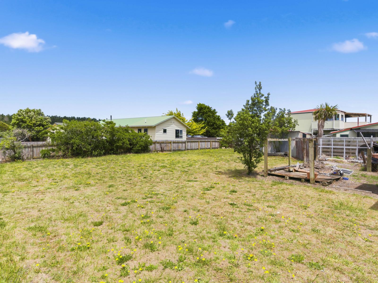 7 Takitimu Street, Waitarere Beach