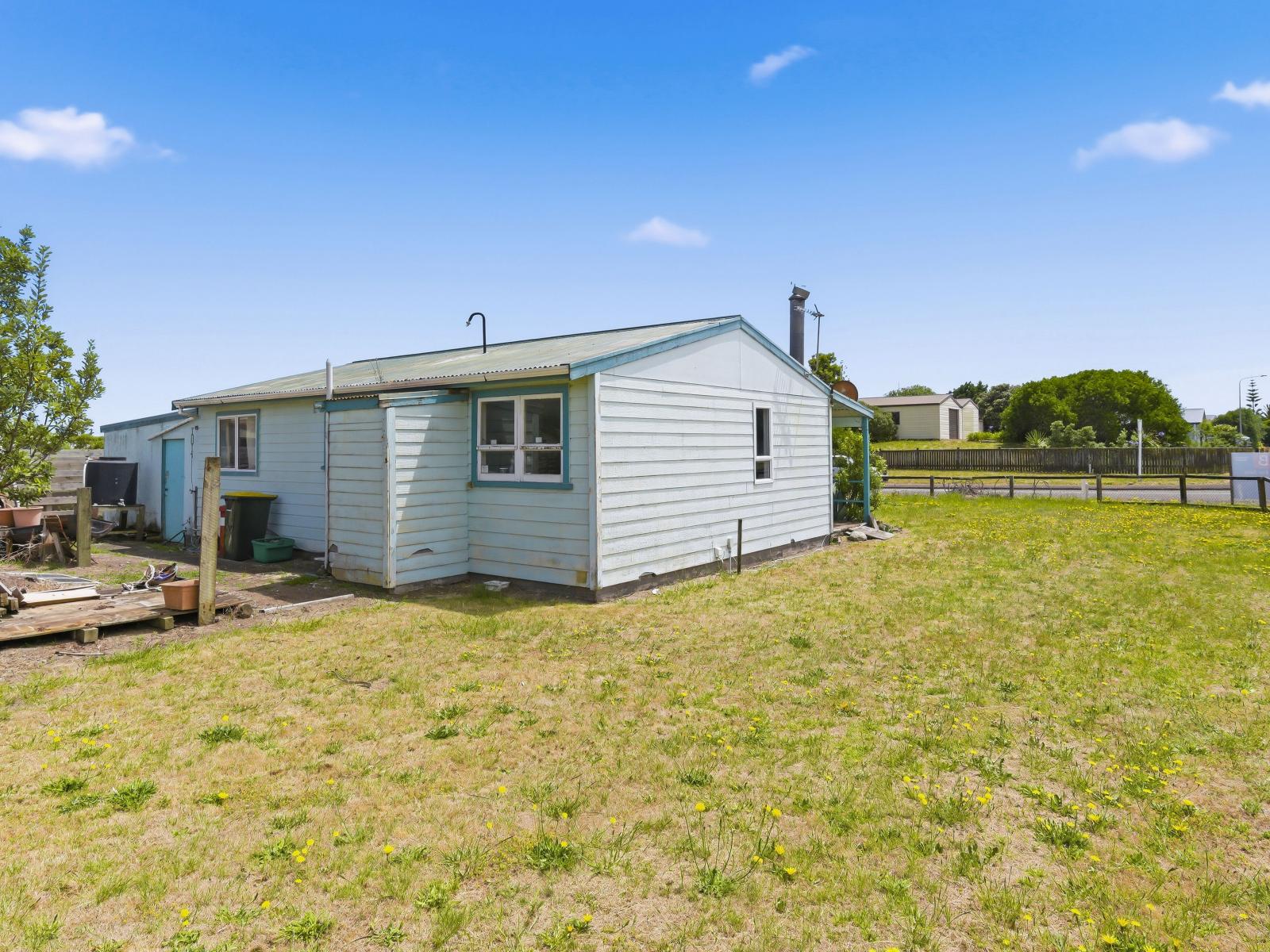 7 Takitimu Street, Waitarere Beach
