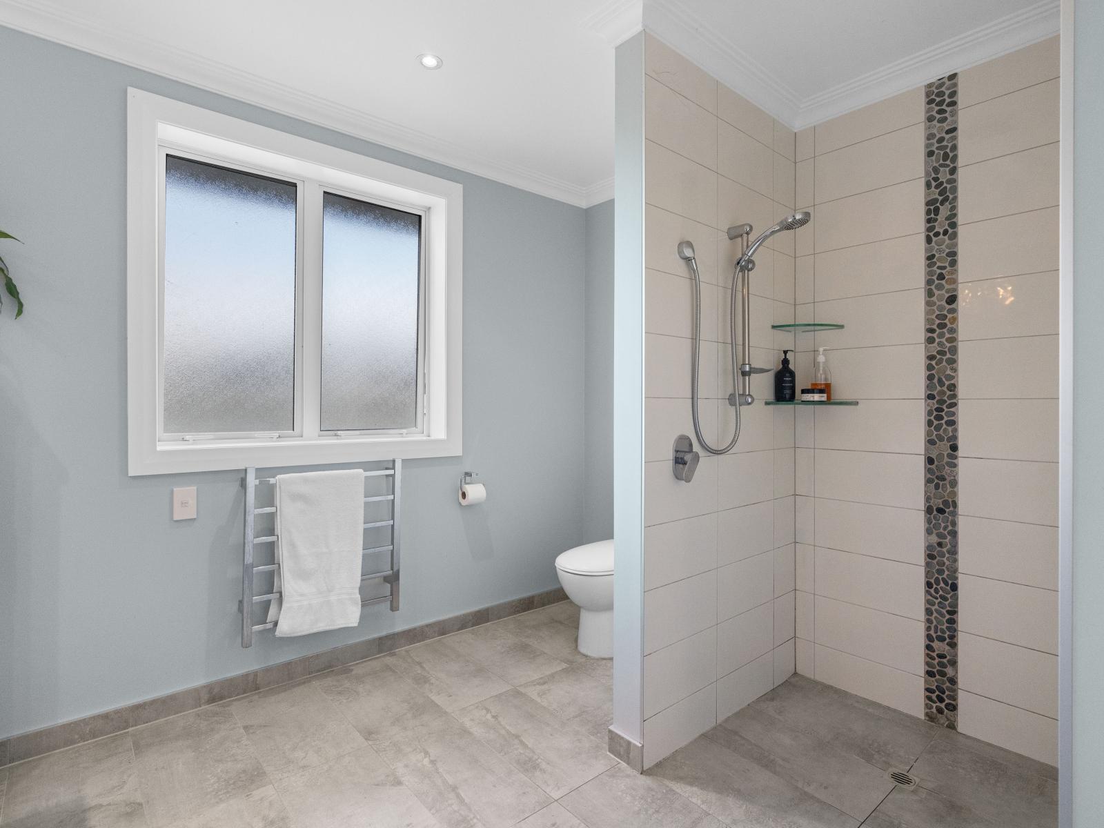 1191-1193 State Highway 1, Te Horo