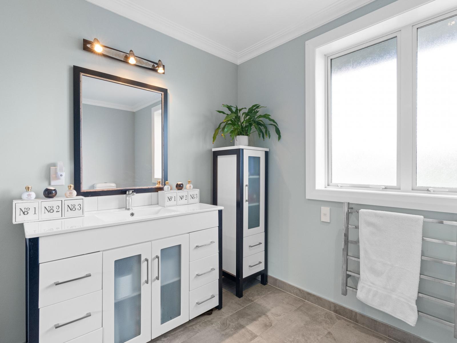 1191-1193 State Highway 1, Te Horo