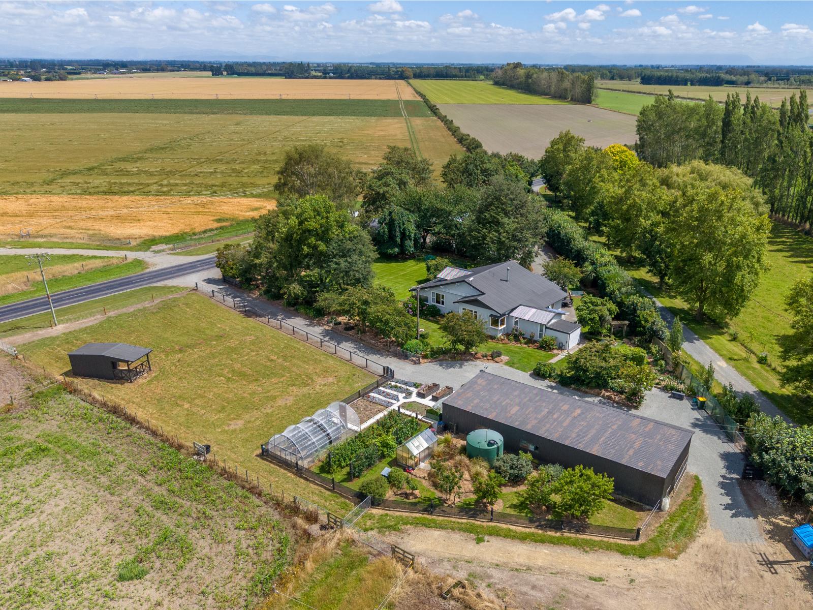 279 Longbeach Road, Willowby