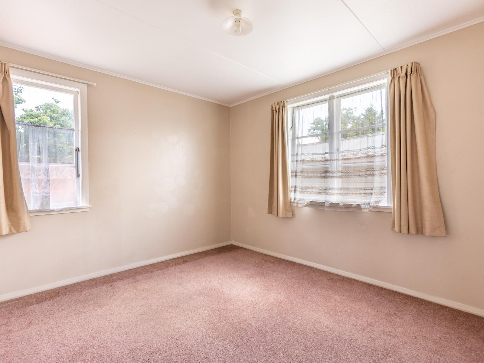 1 Churchill Street, Pahiatua