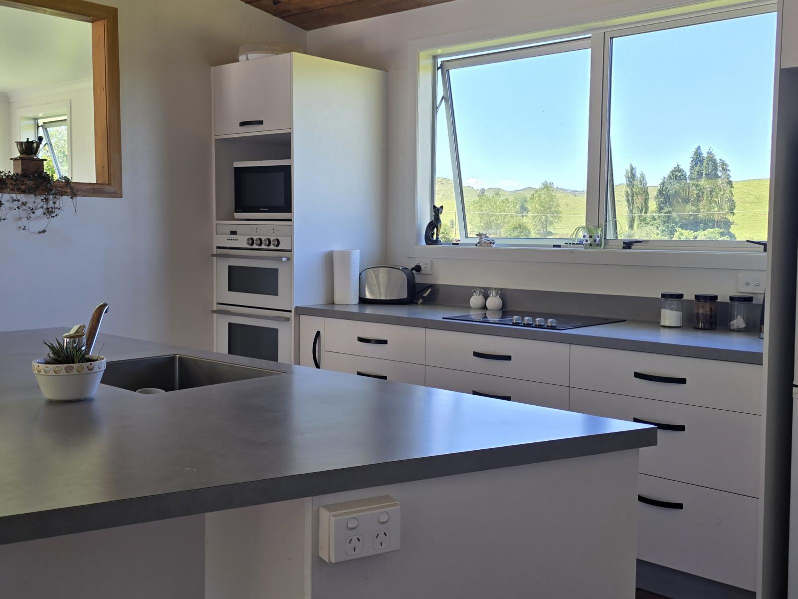 30 Heao Road, Stratford