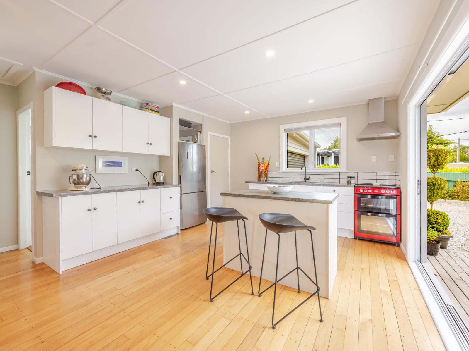 6 Eden Terrace, Waipukurau