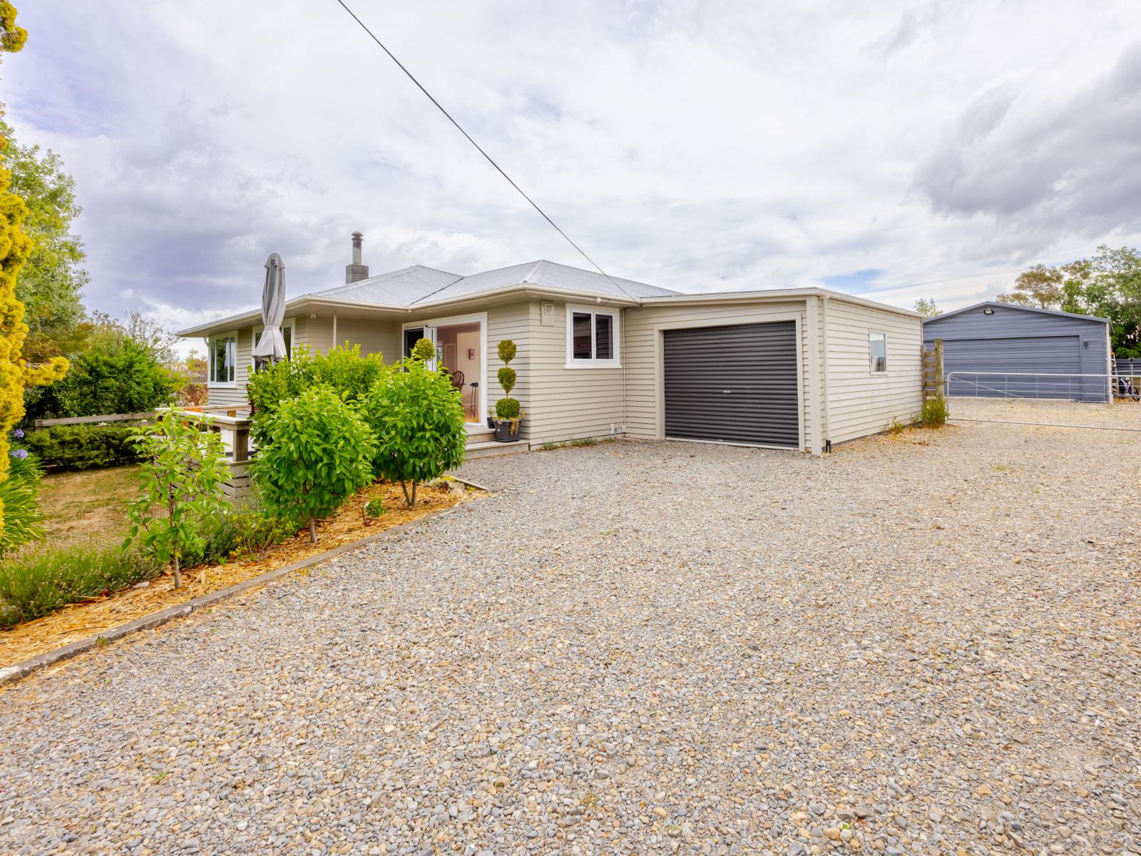 6 Eden Terrace, Waipukurau