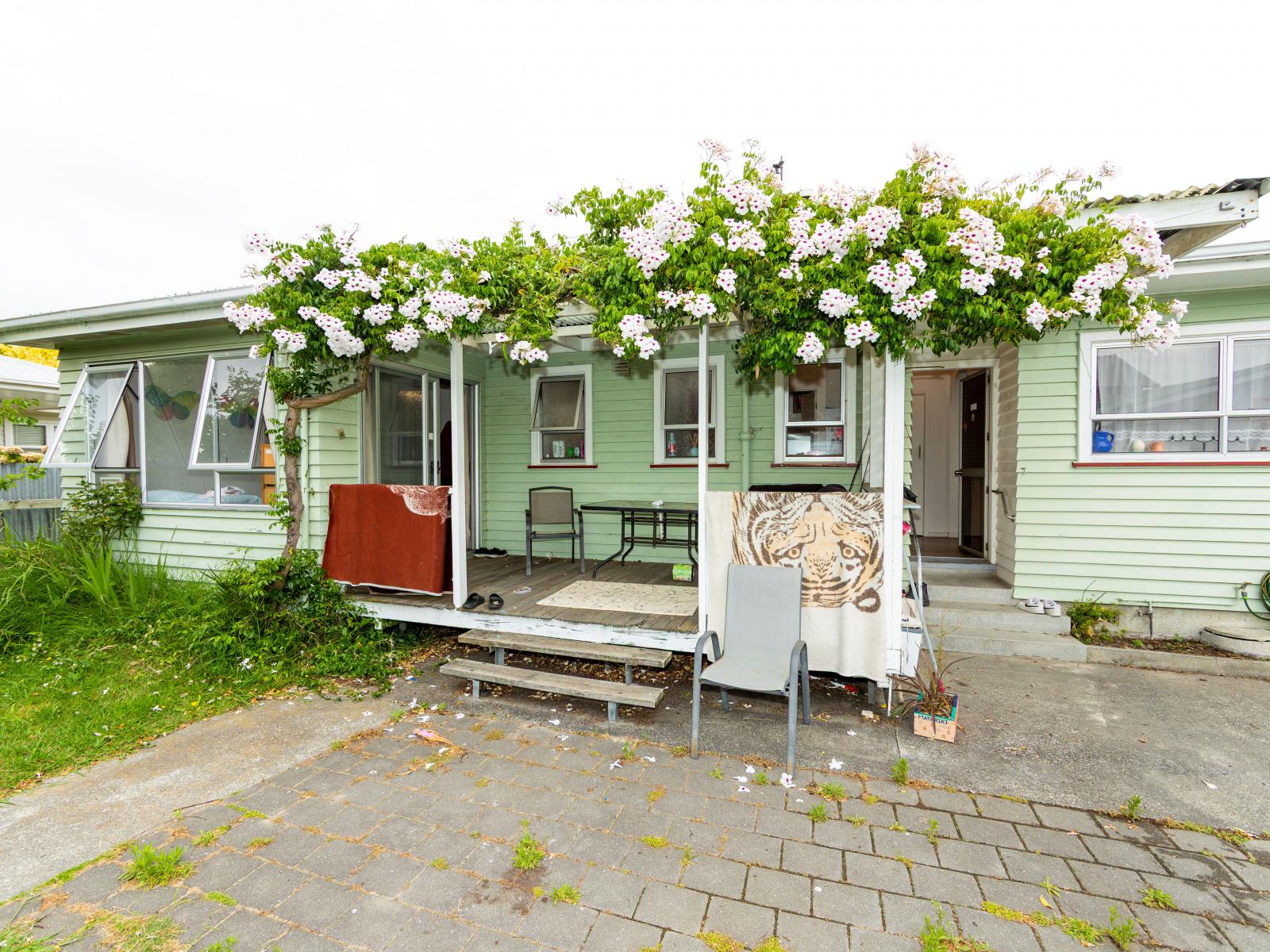 38 Wycliffe Street, Onekawa