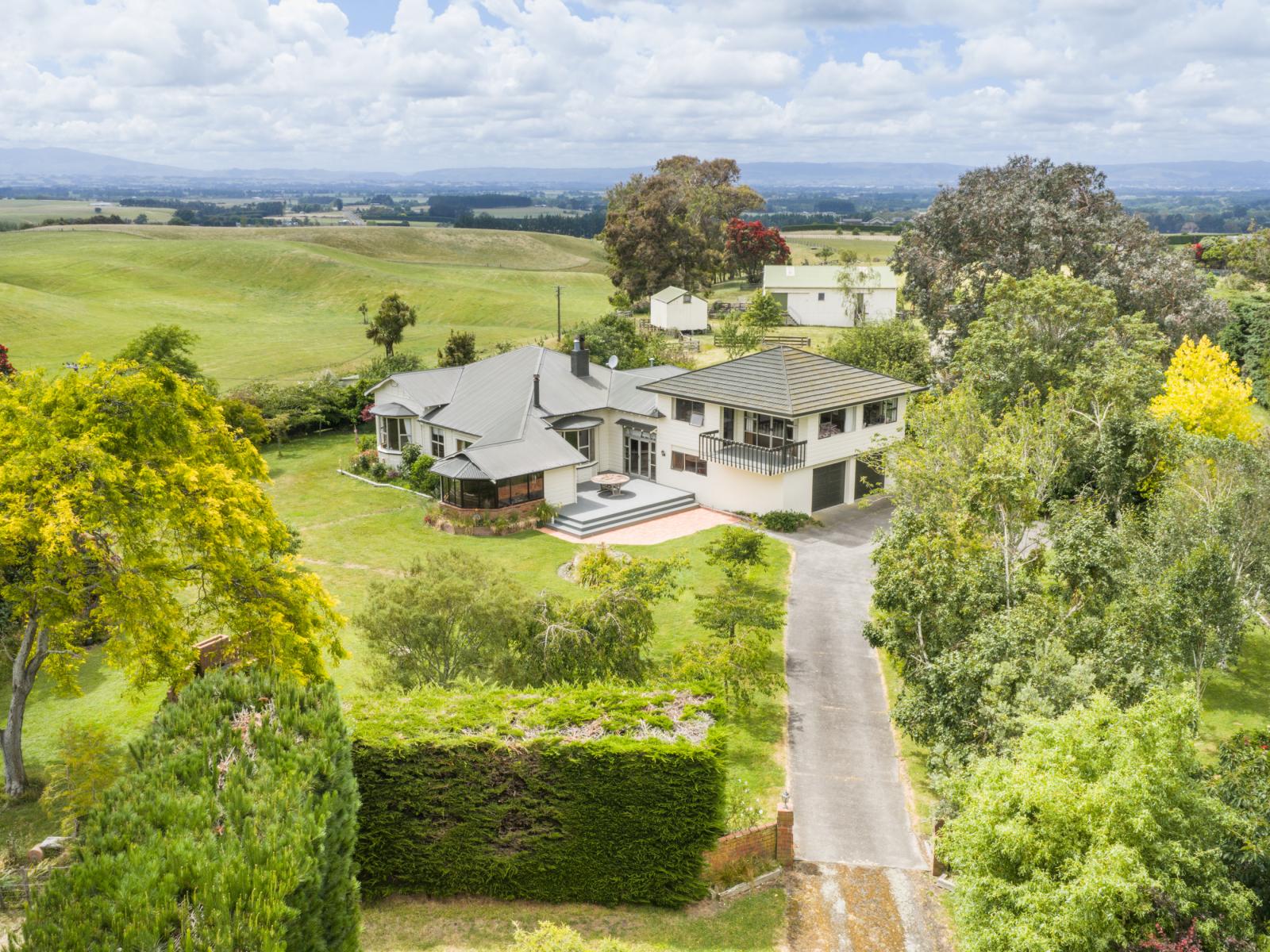 852 Penny Road, Awahuri